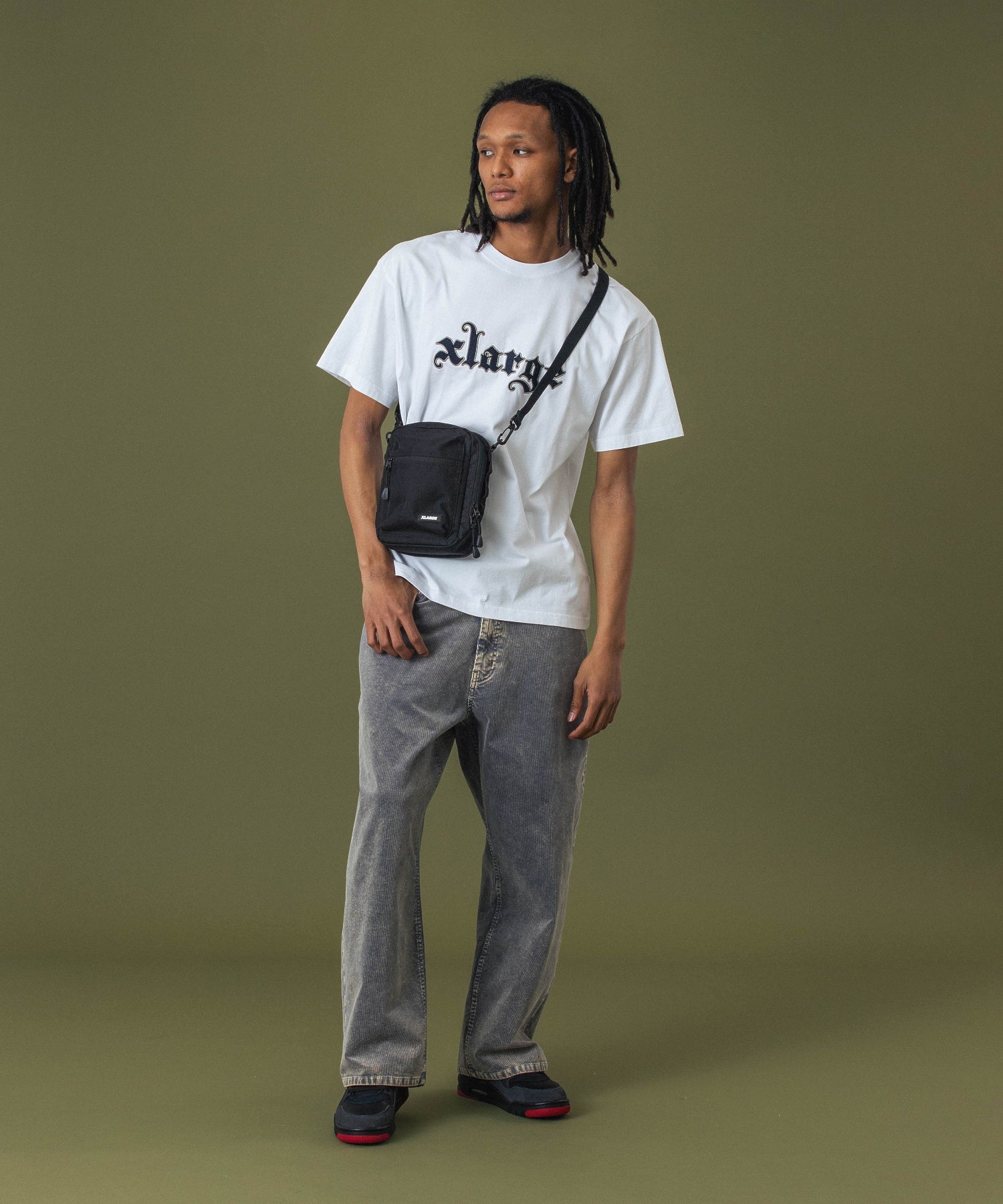 SQUARE SHOULDER BAG