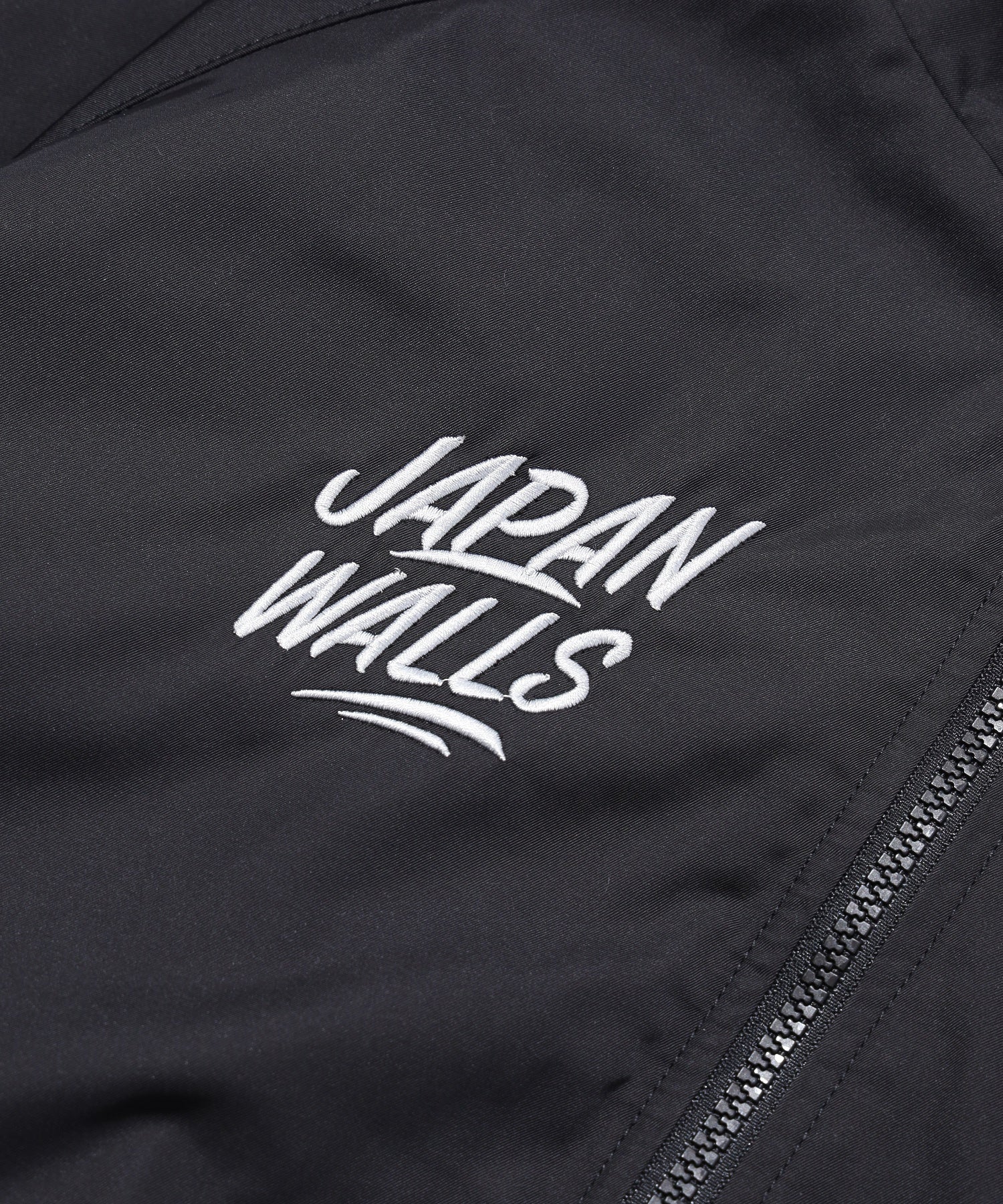 XLARGE x Dragon76 x JAPAN WALLS HOODED JACKET calif-ART