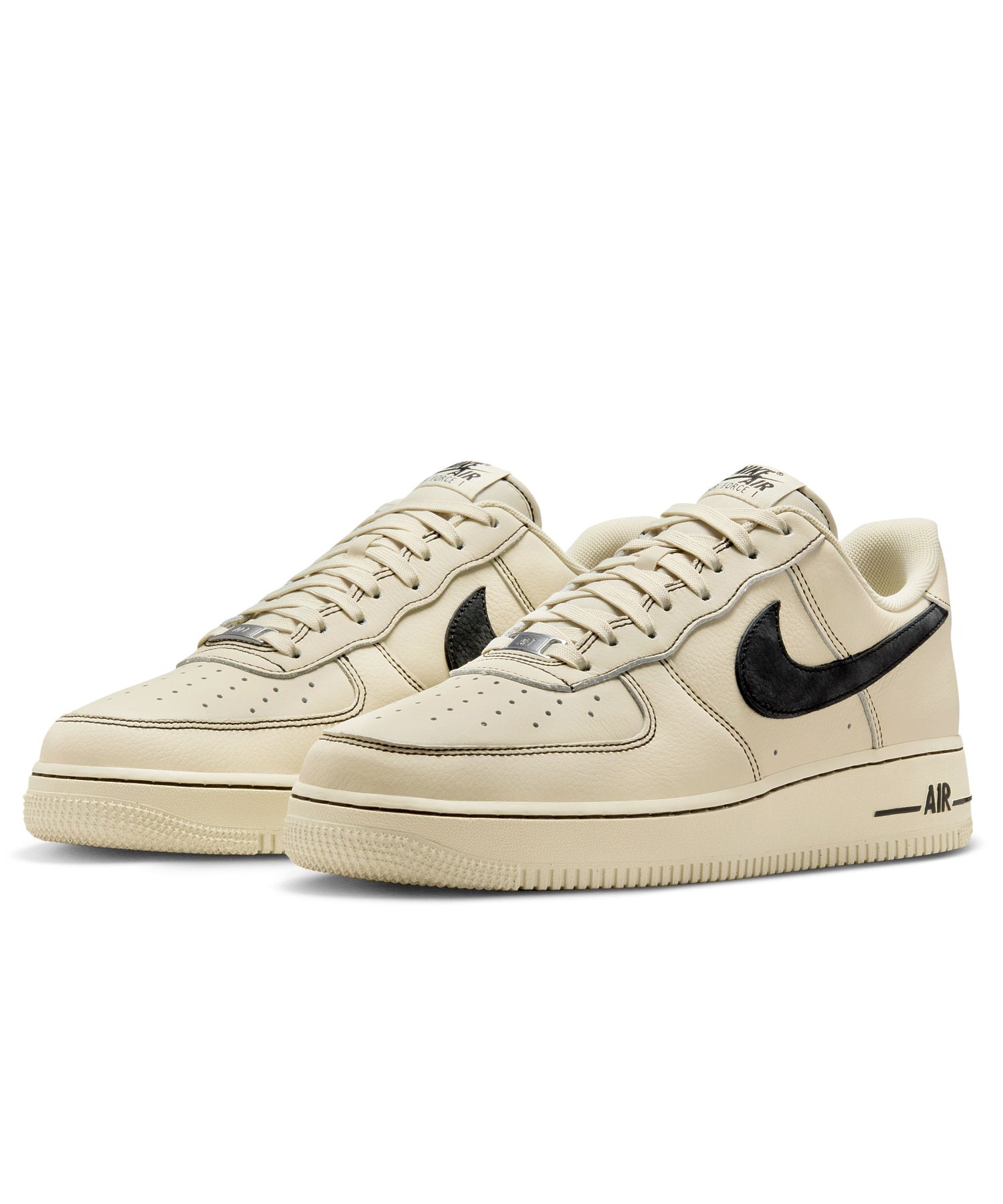 NIKE/ナイキ/AIR FORCE 1 07 LV8  HQ2037-200
