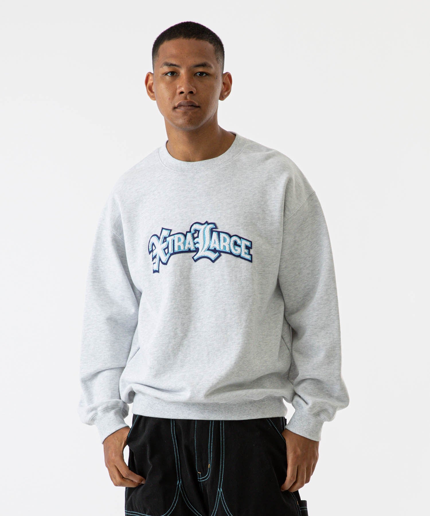 XTRALARGE LOGO CREWNECK SWEATSHIRT