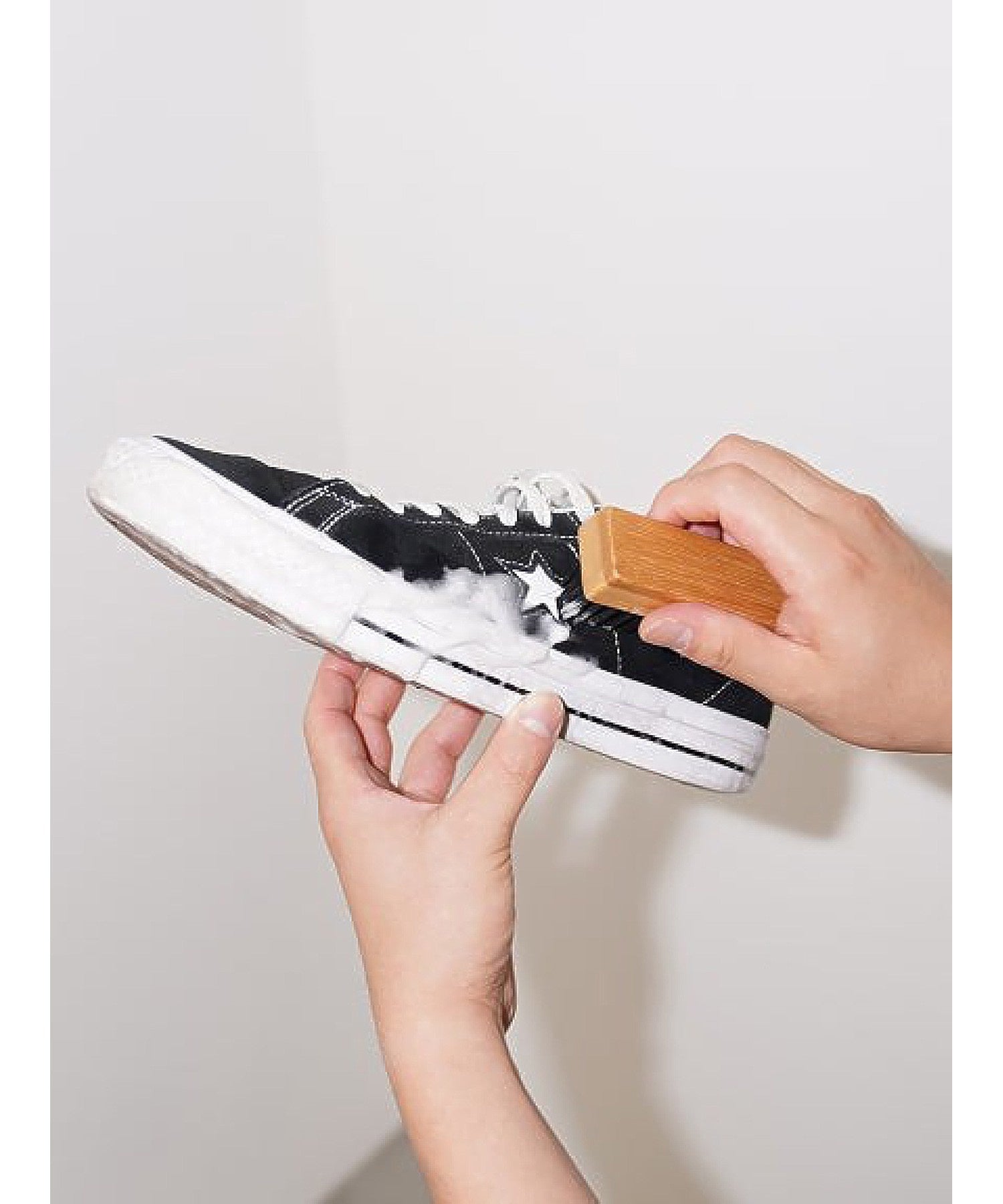 【シューズメンテナンス用品 スニーカークリーナー/プレミアムブラシ/トライアルワイプのセット】SNEAKER LAB/スニーカーラボ/ SNEAKER LAB BASIC KIT - 2 PIECE