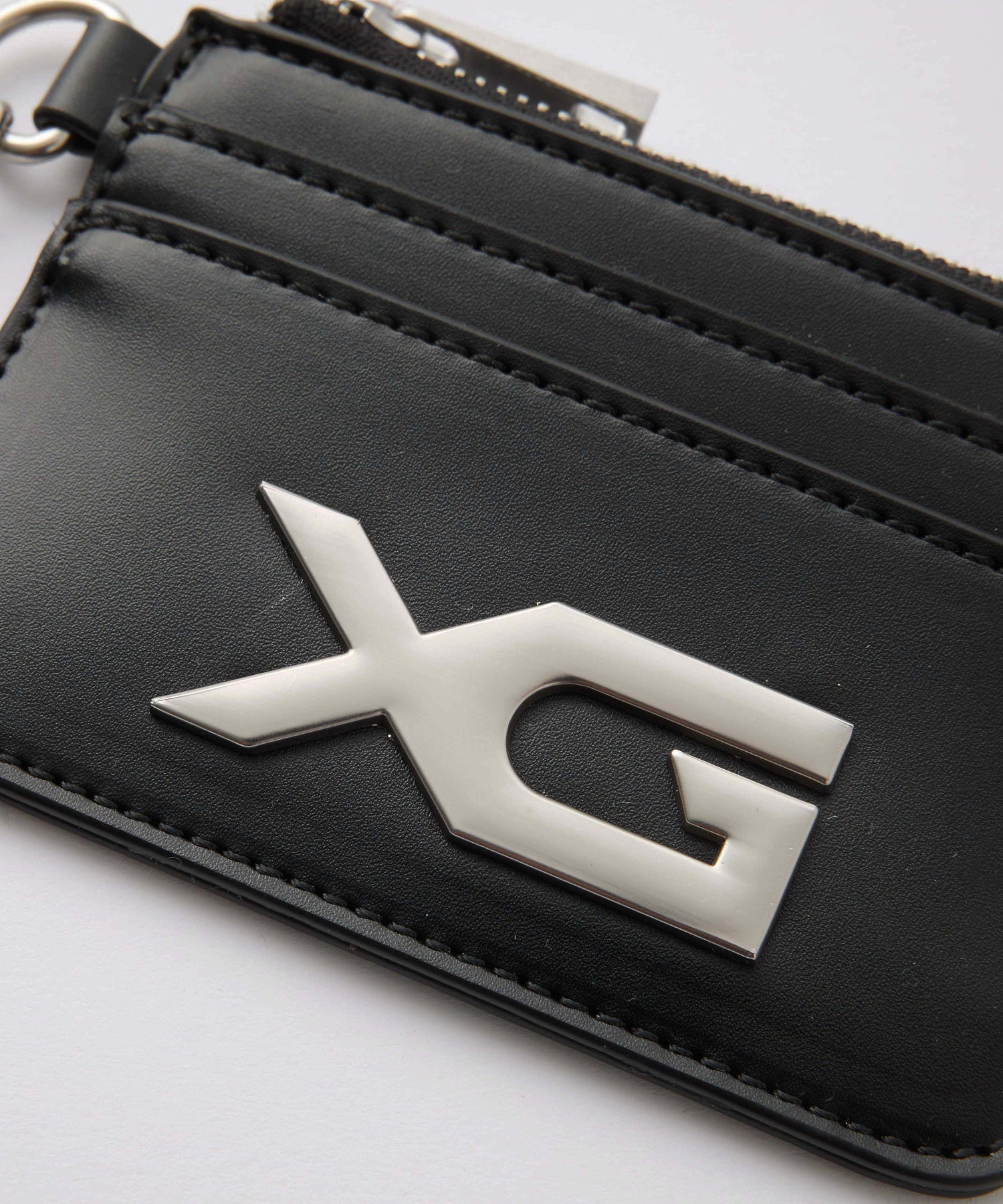 XG EMBLEM BUCKLE FAUX LEATHER CARD CASE