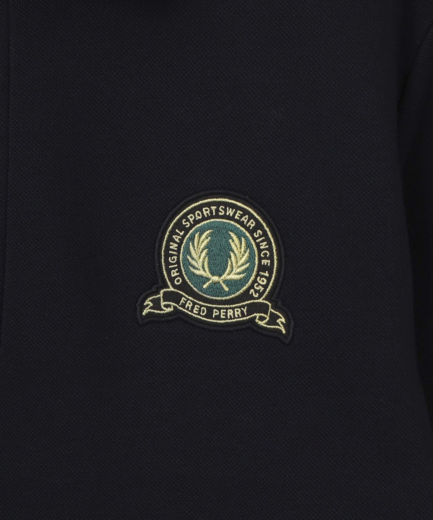 FRED PERRY/フレッドペリー/TENNIS BADGE COLLARED SWEATSHIRT M1382