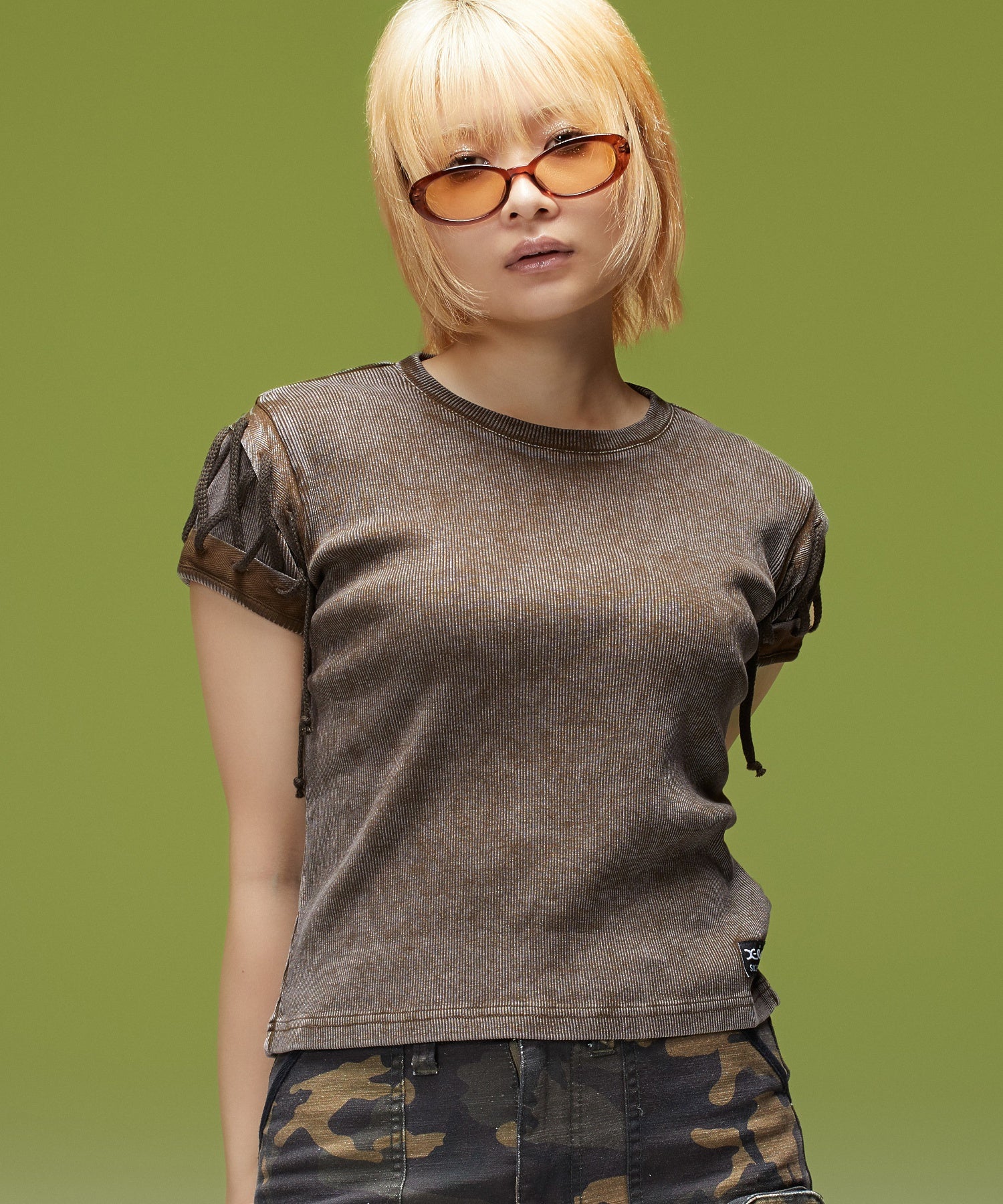 FADED LACED UP SLEEVE S/S COMPACT TOP