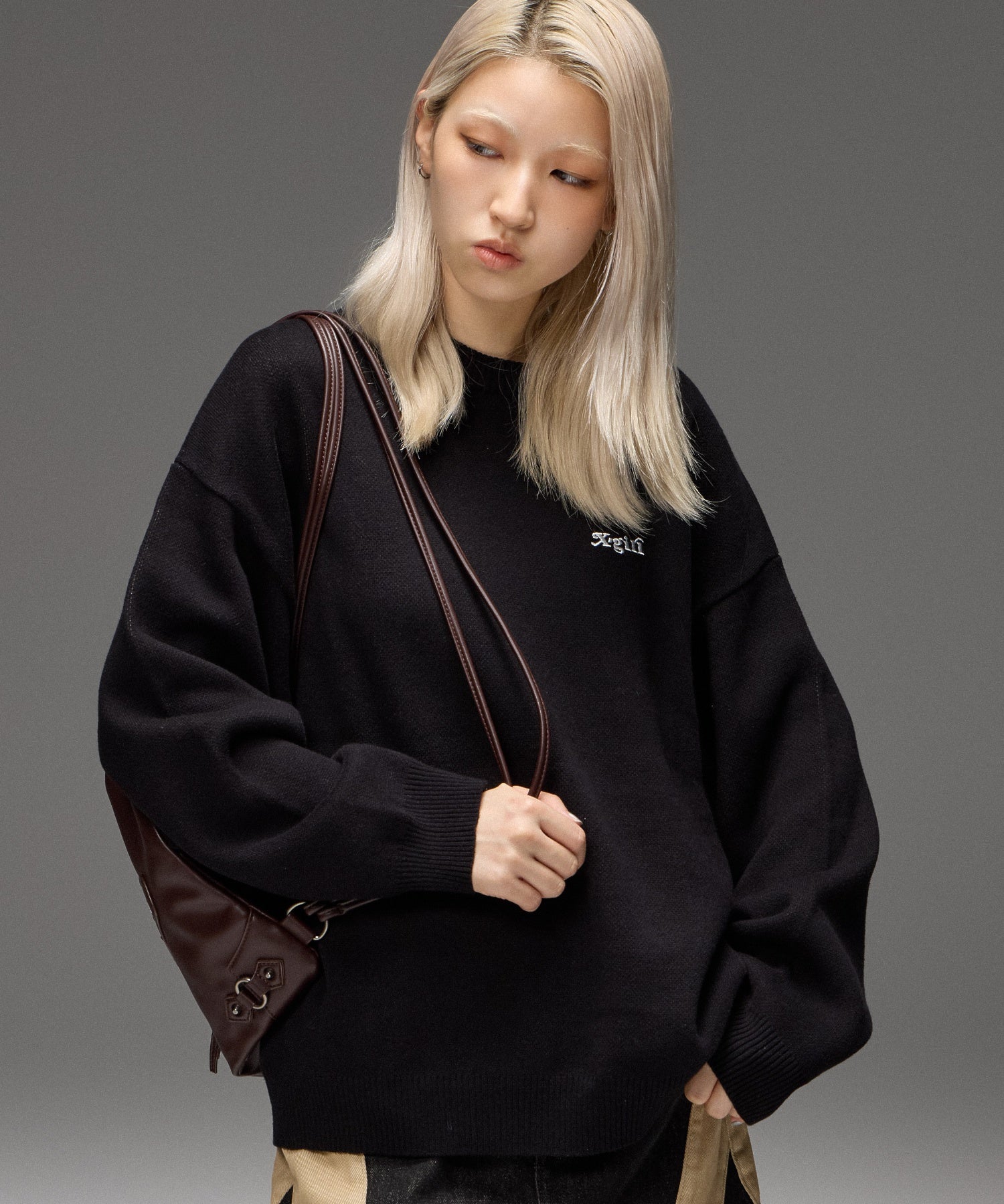 CAMO FACE AND LOGO JACQUARD KNIT TOP