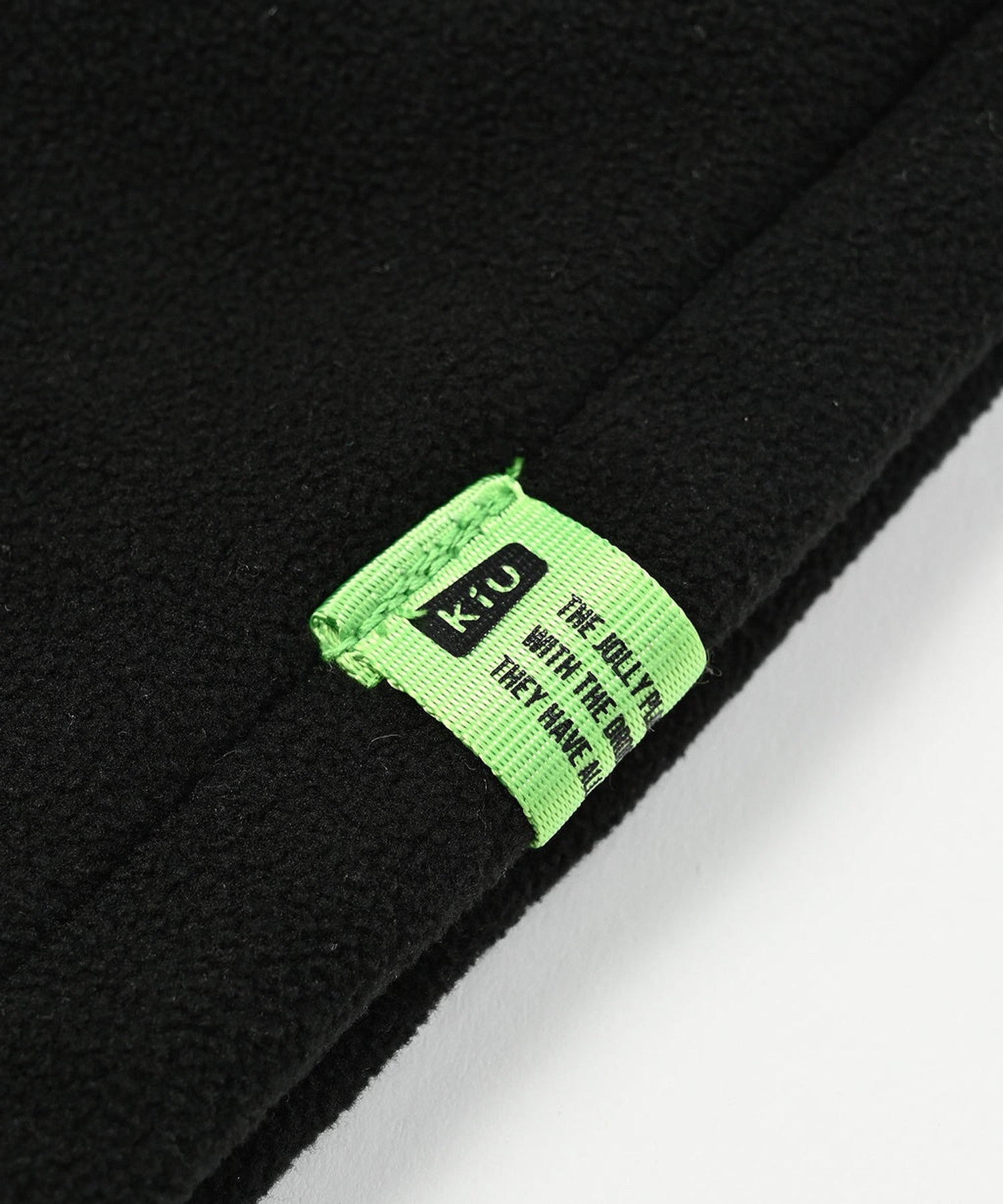 【KiU】FLEECE HOODED MUFFLER