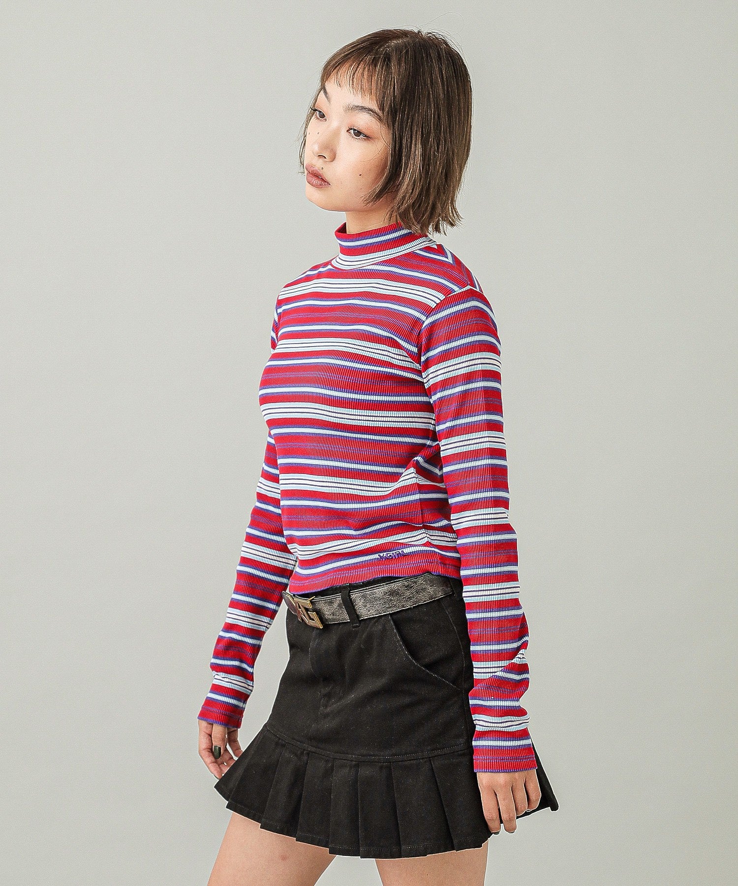 STRIPED HIGH NECK TOP