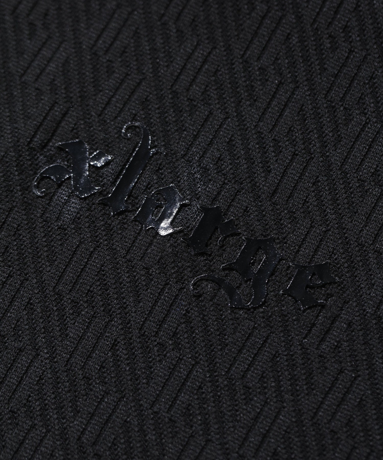 TEXTURED S/S TOP