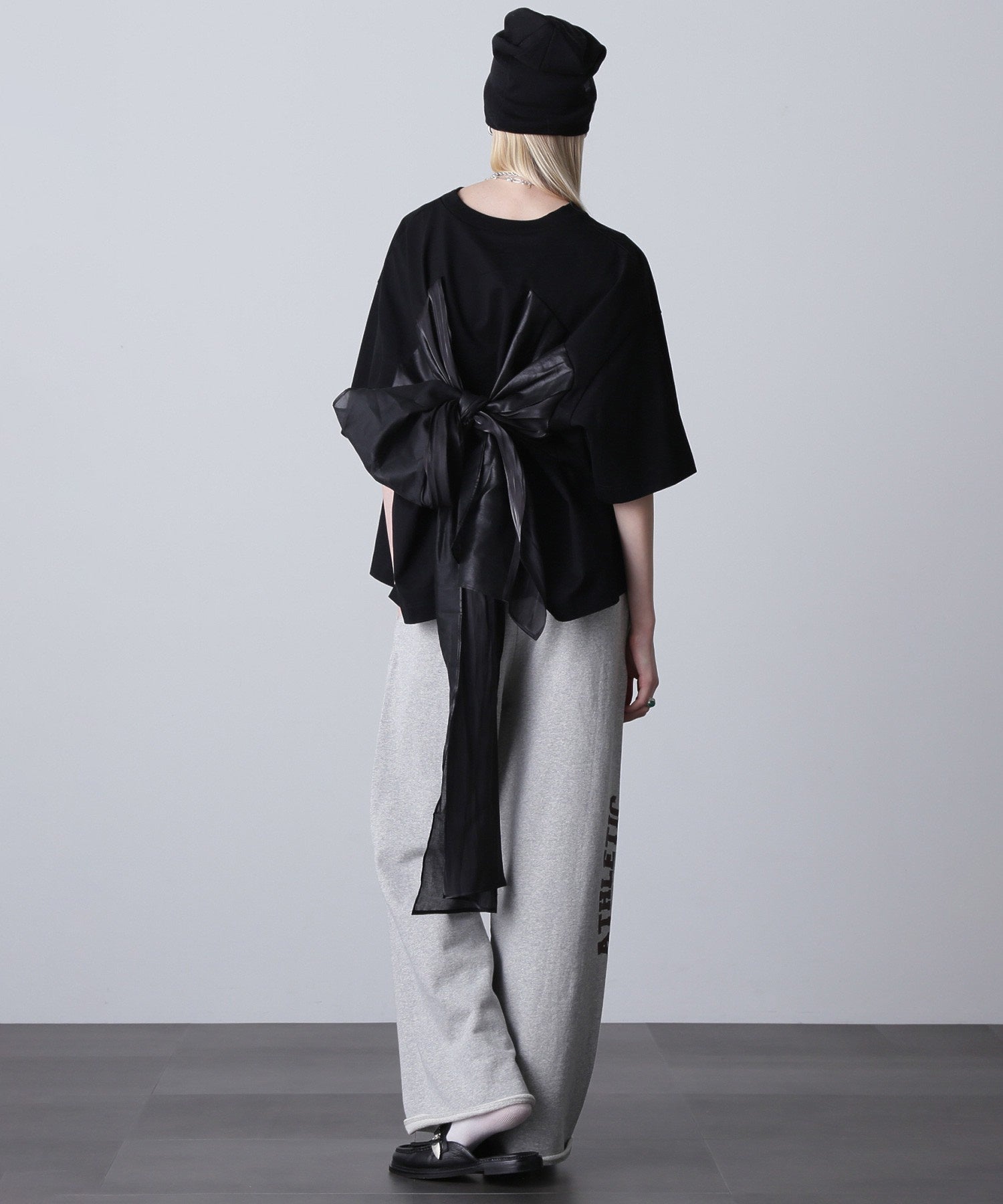 mici/BACK RIBBON S/S TEE