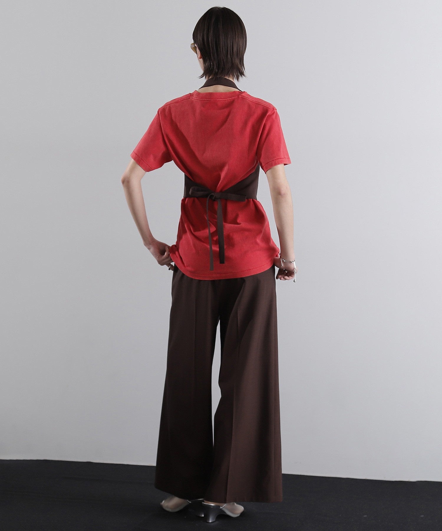 スーチングフロントスリットワンドパンツ