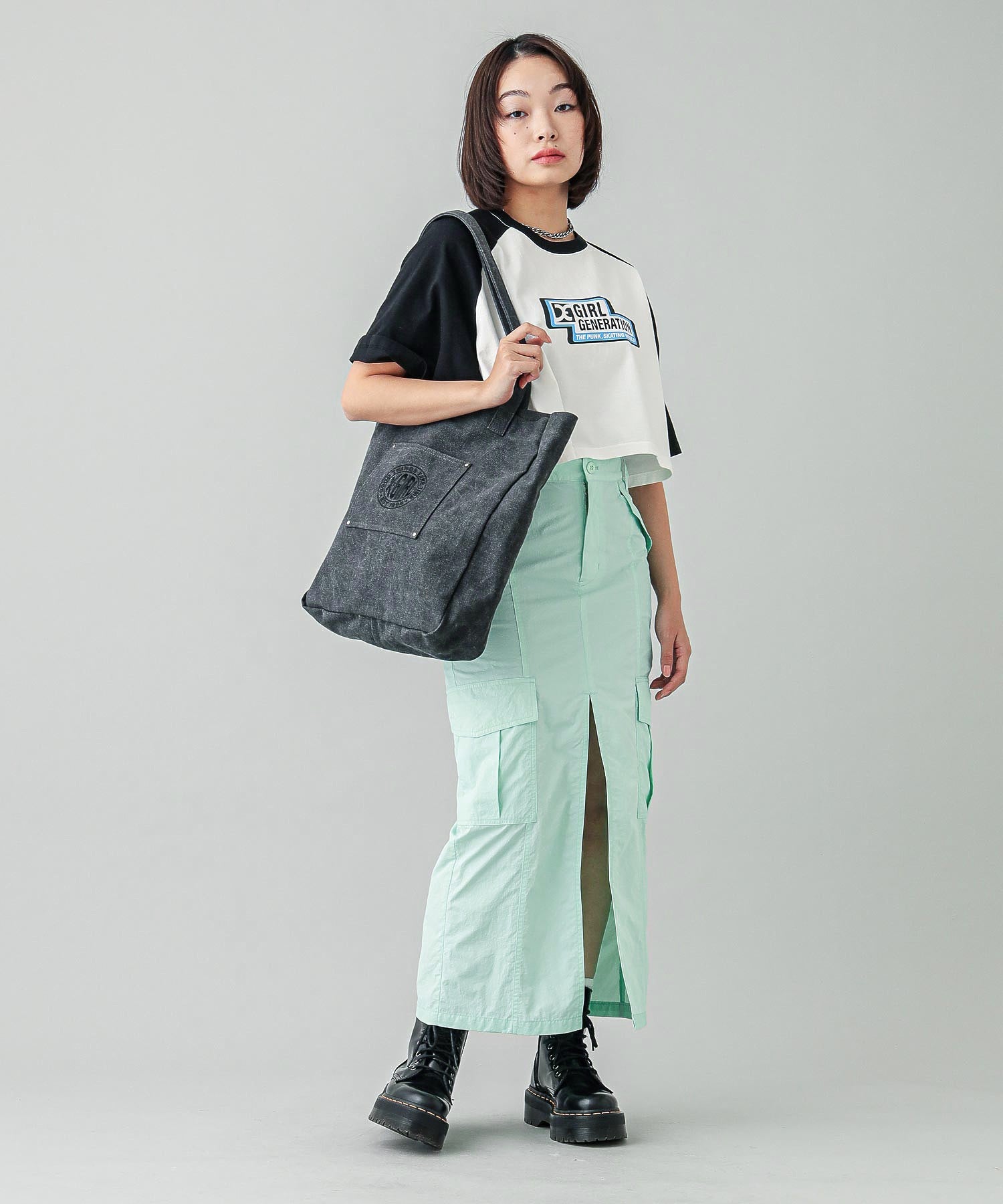 LIGHTWEIGHT CARGO SKIRT