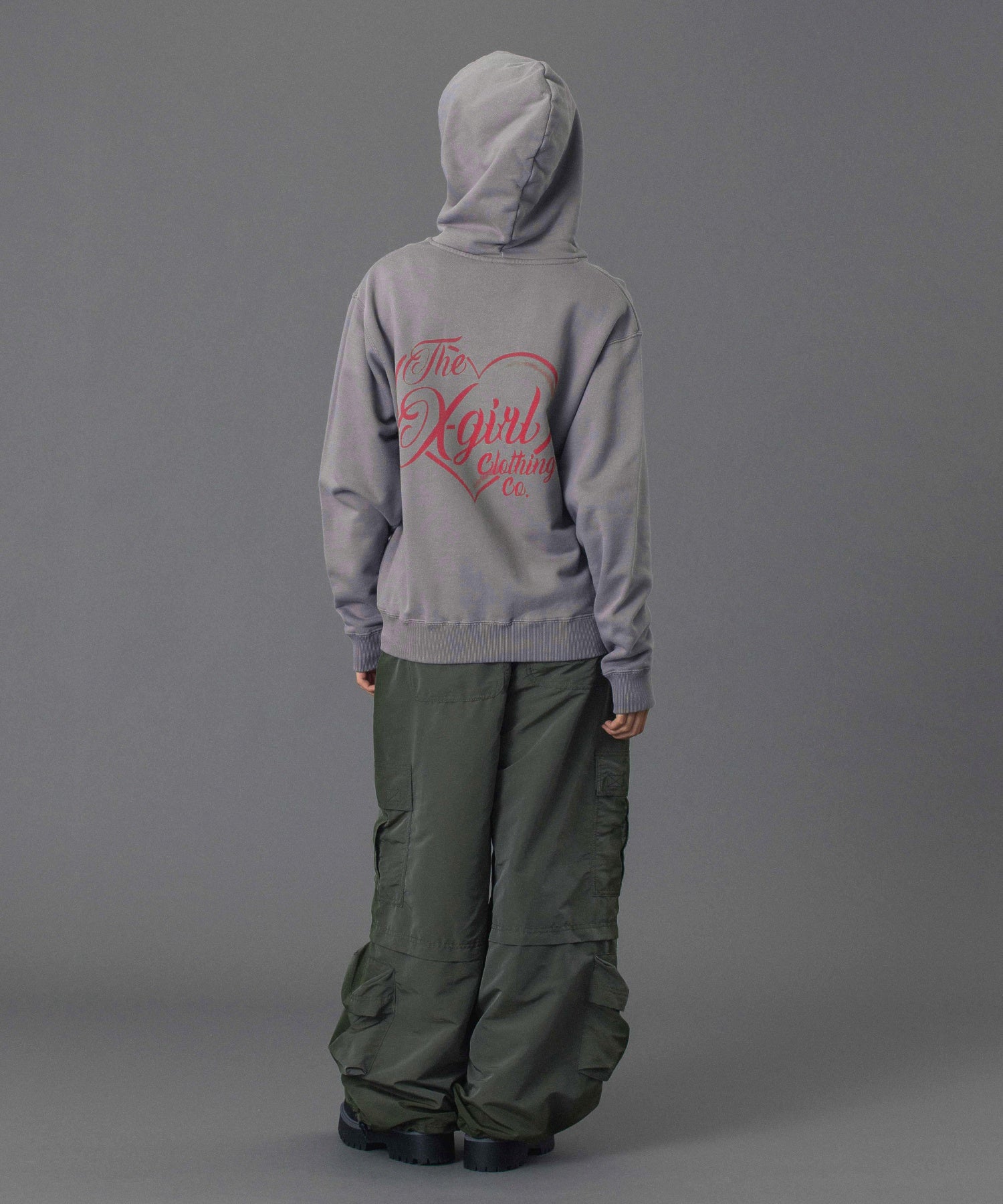 HEART SPRAY LOGO SWEAT HOODIE