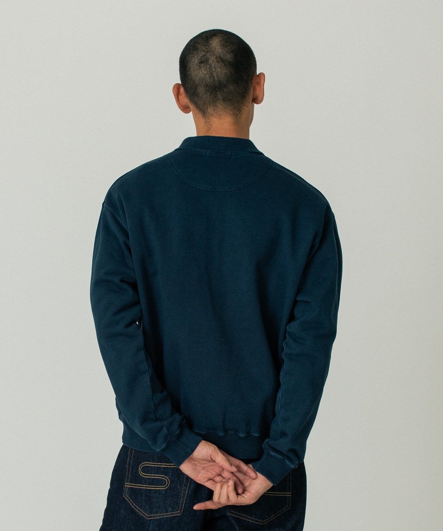 HALF ZIP SWEATSHIRT