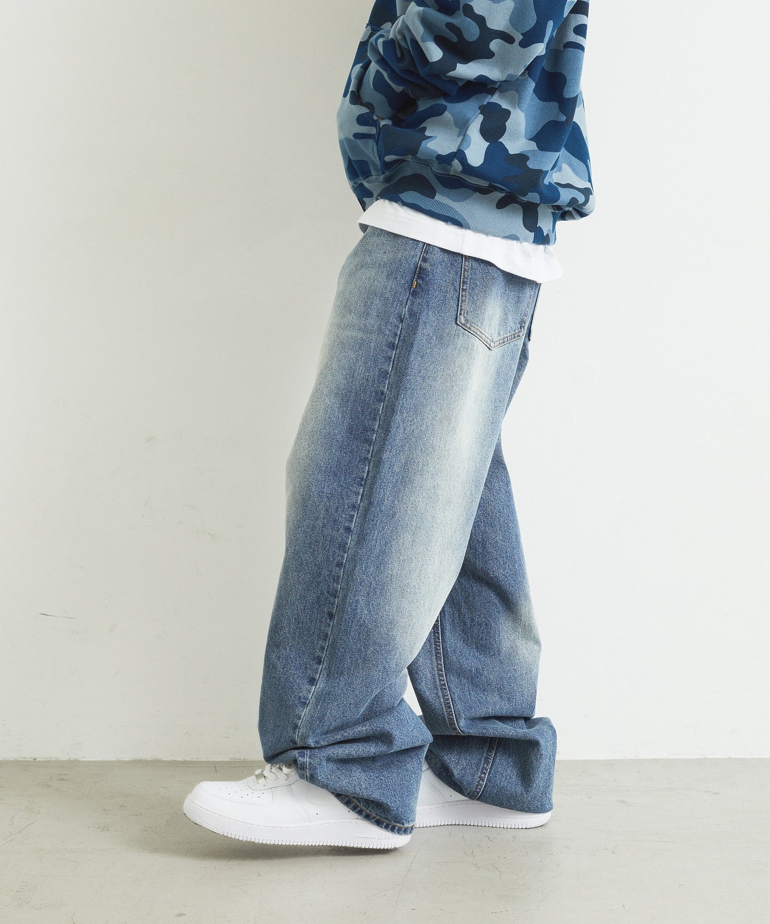 FADED DENIM PANTS
