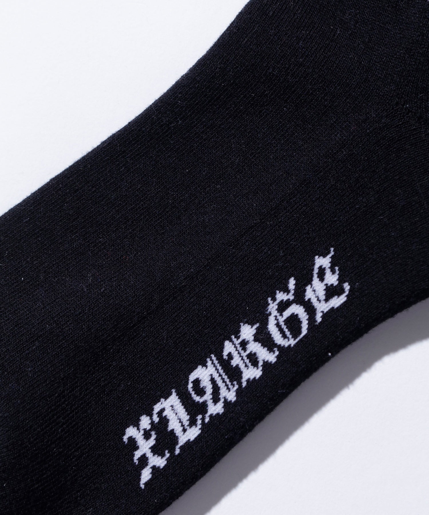 OLD ENGLISH SOCKS