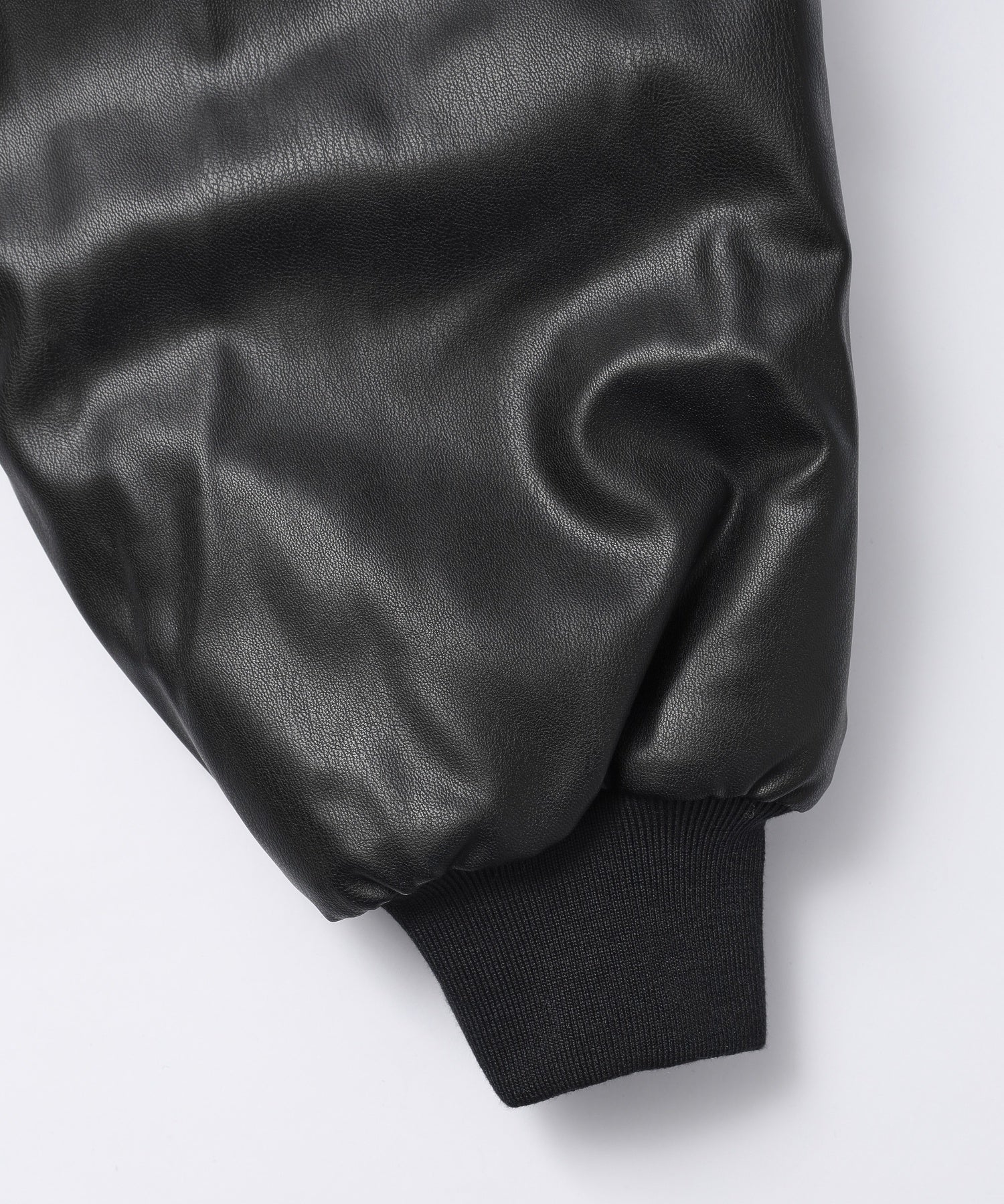 NIKE/ナイキ/W AS W NK TF PLEATHER BOMBER JKT IF5904