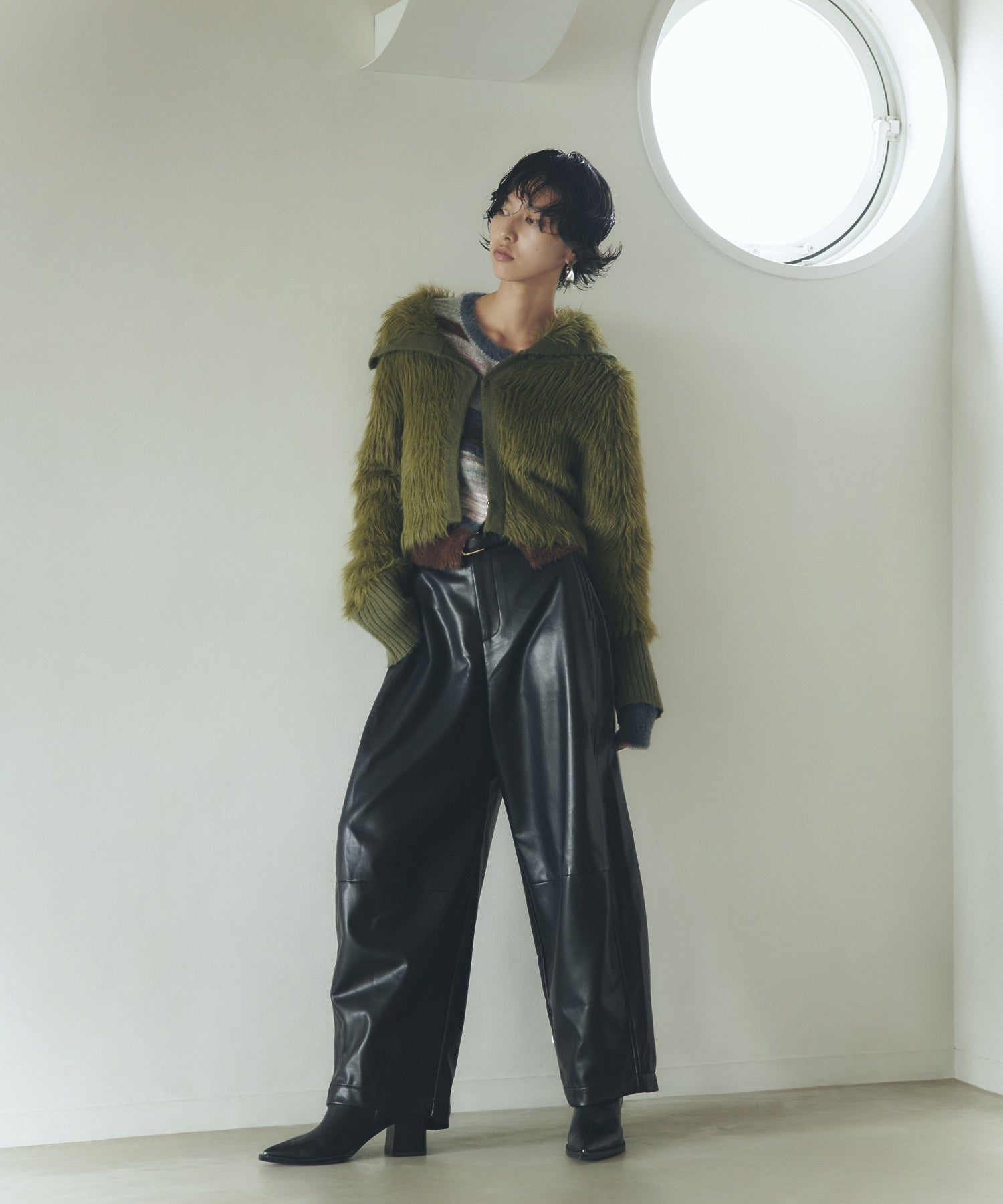 ビッグカラーシャギーニットカーディガン