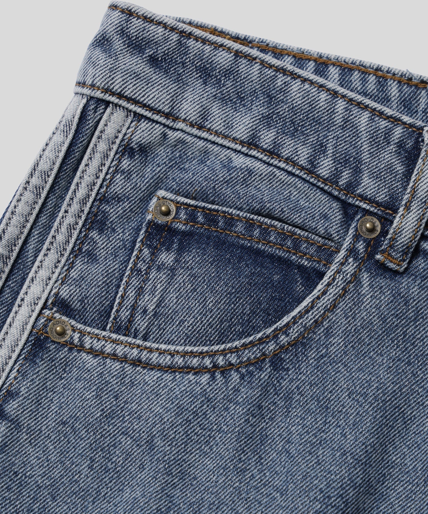 adidas/アディダス/FIREBIRD ADICOLOR DENIM PANTS LIGHT WASH M2271