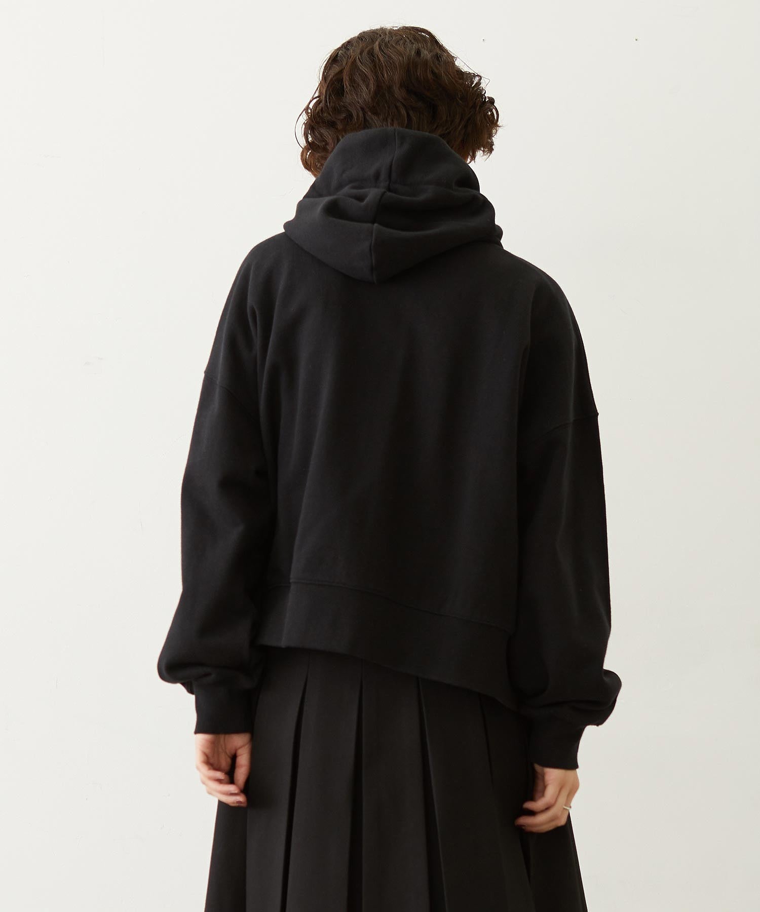 BIG RIBBON SWEAT ZIP HOODIE