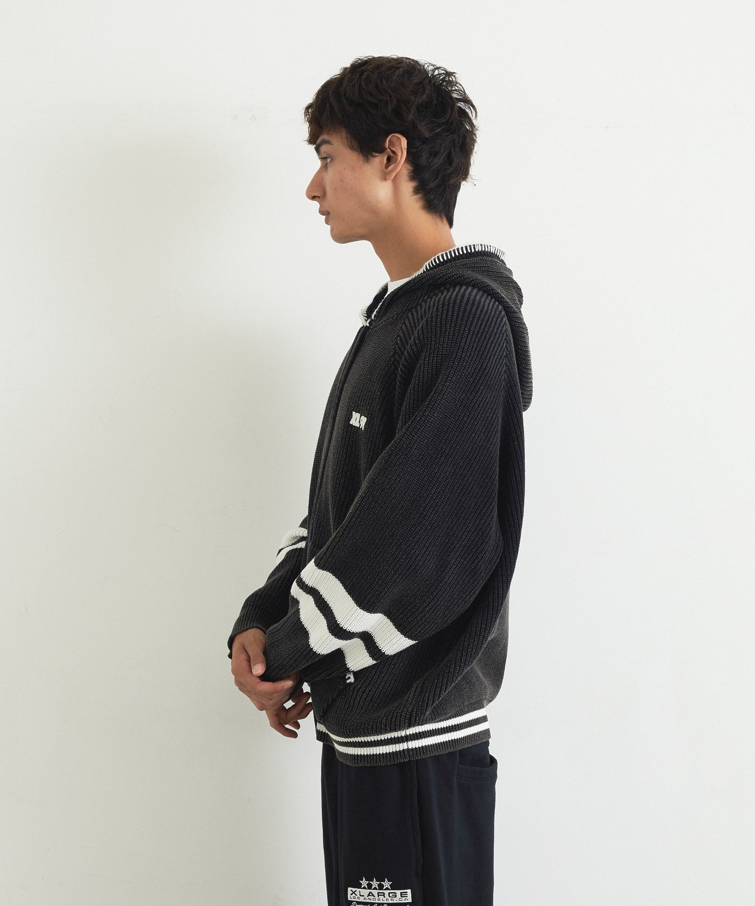 FADED ZIP HOODED SWEATER