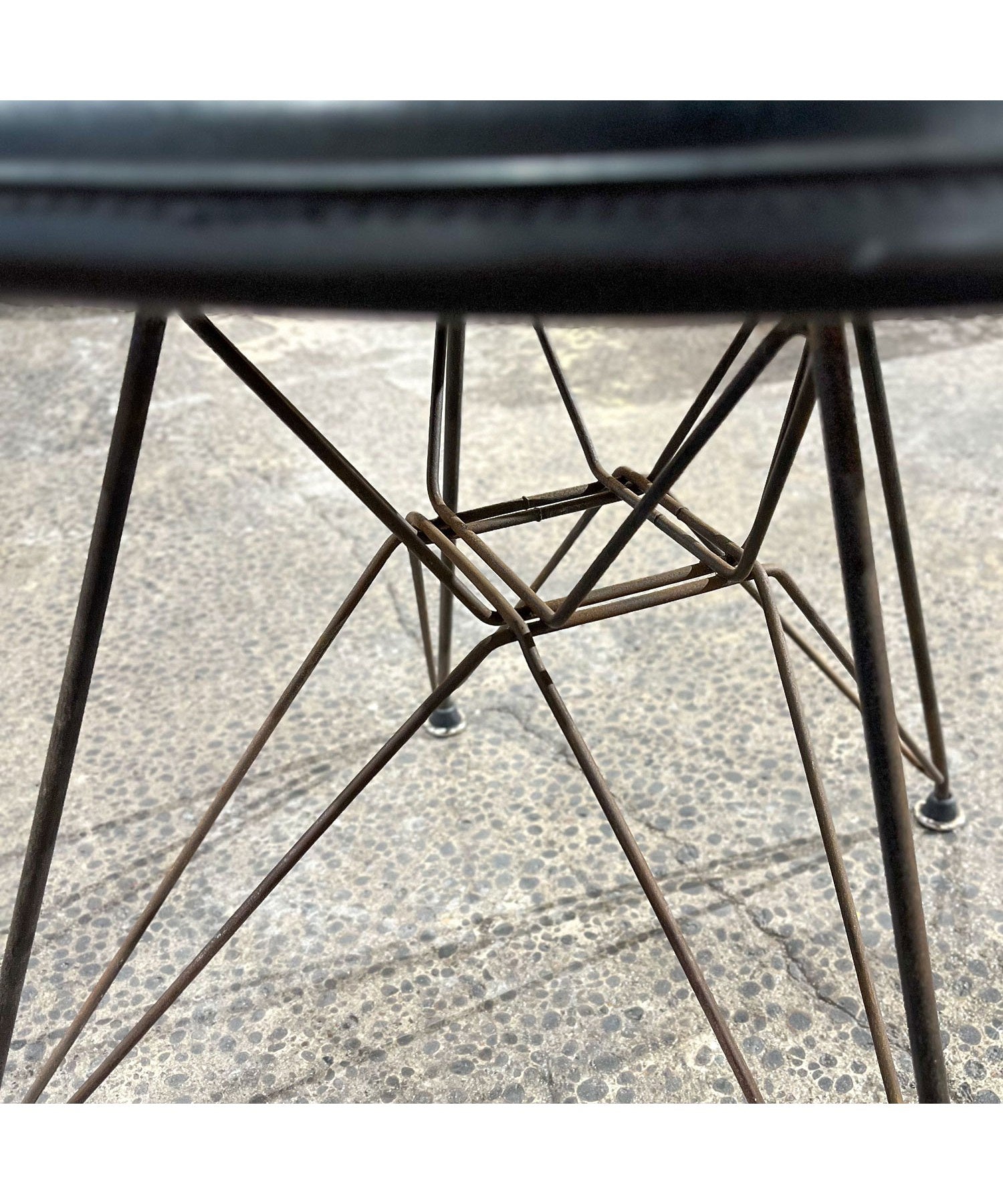 Eames / Eiffel Base / 2nd model / Vintage