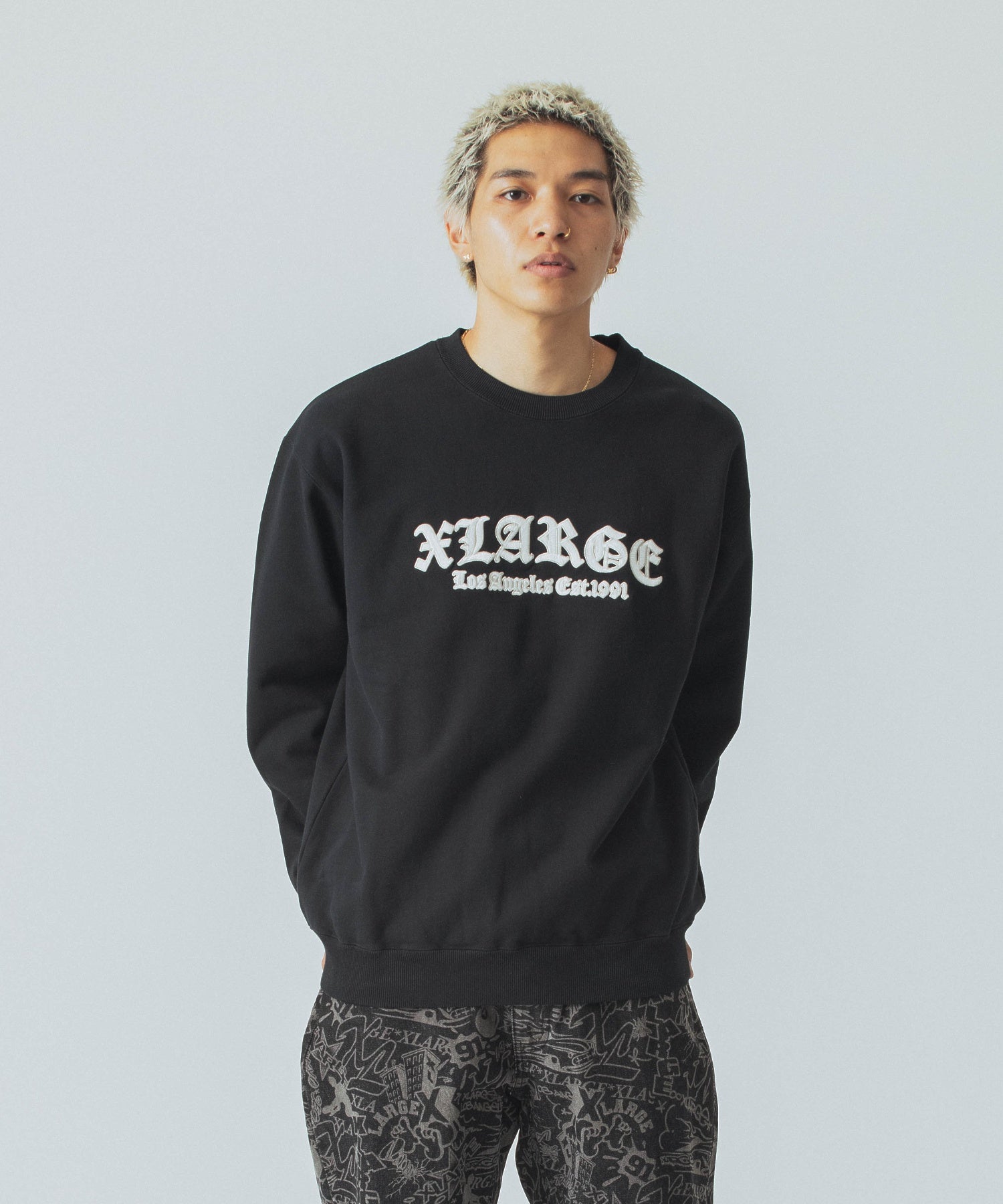 OLD ENGLISH LOGO CREWNECK SWEATSHIRT