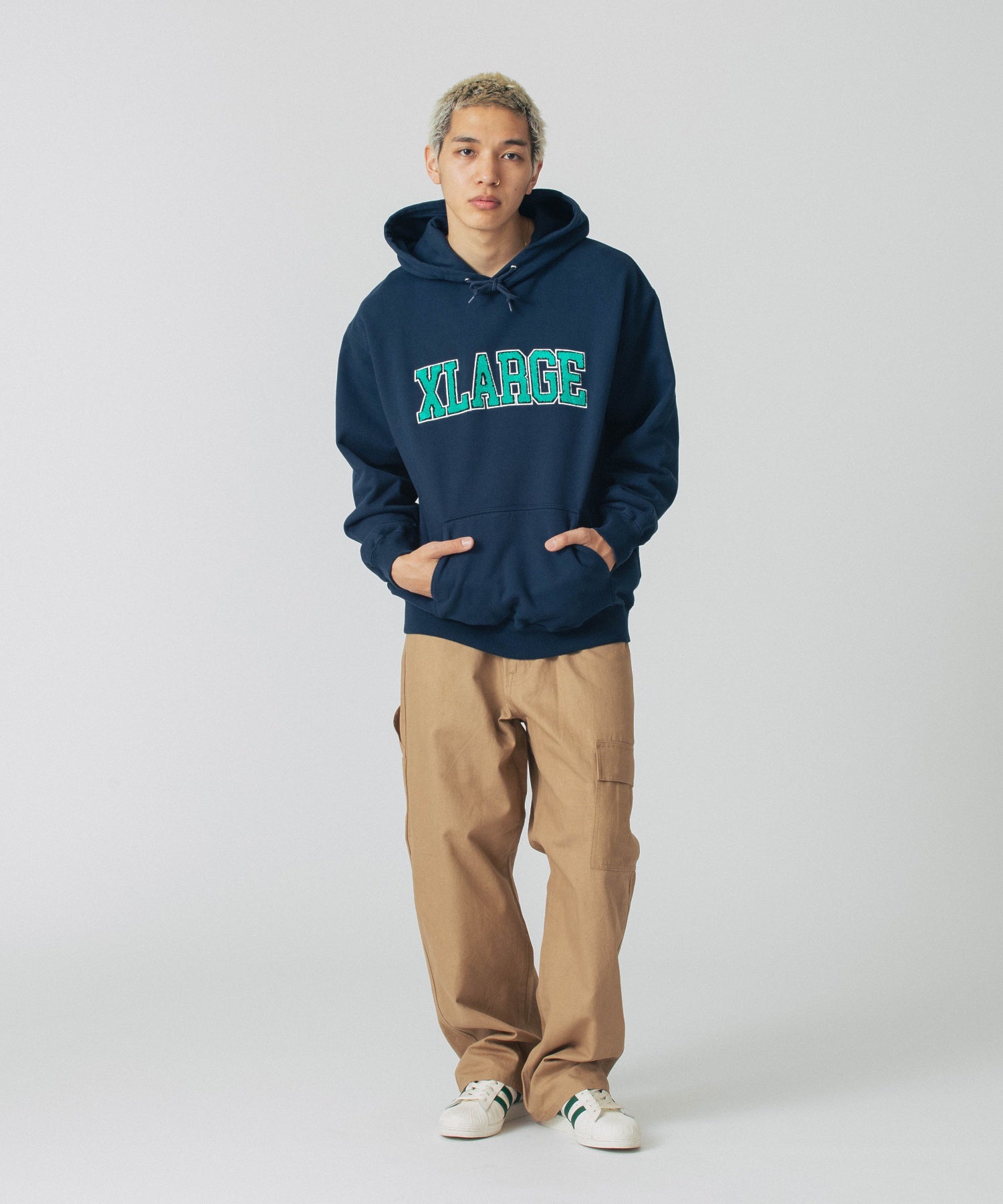 ARCH LOGO HOODED SWEATSHIRT
