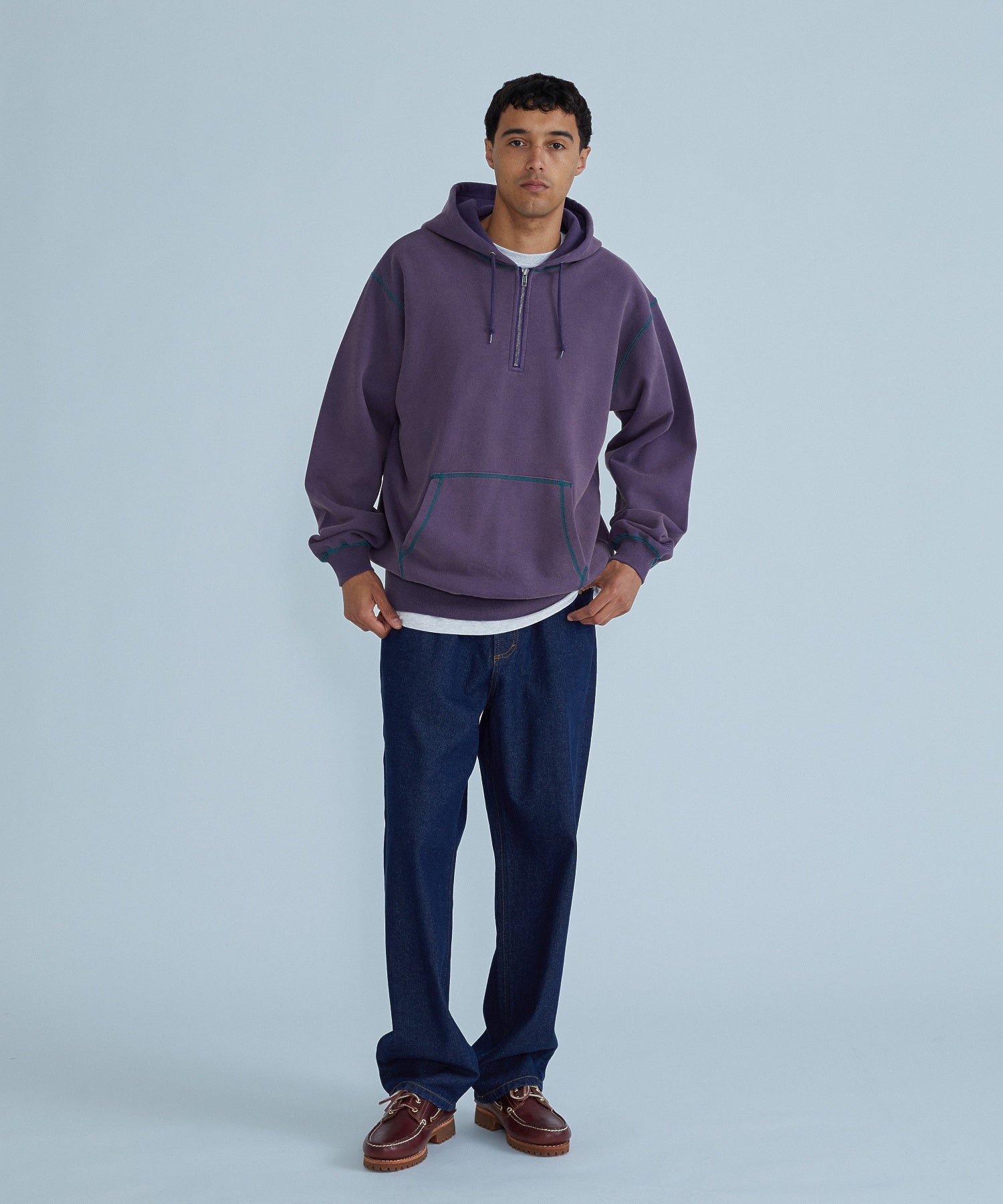 HALF ZIP HOODED SWEATSHIRT