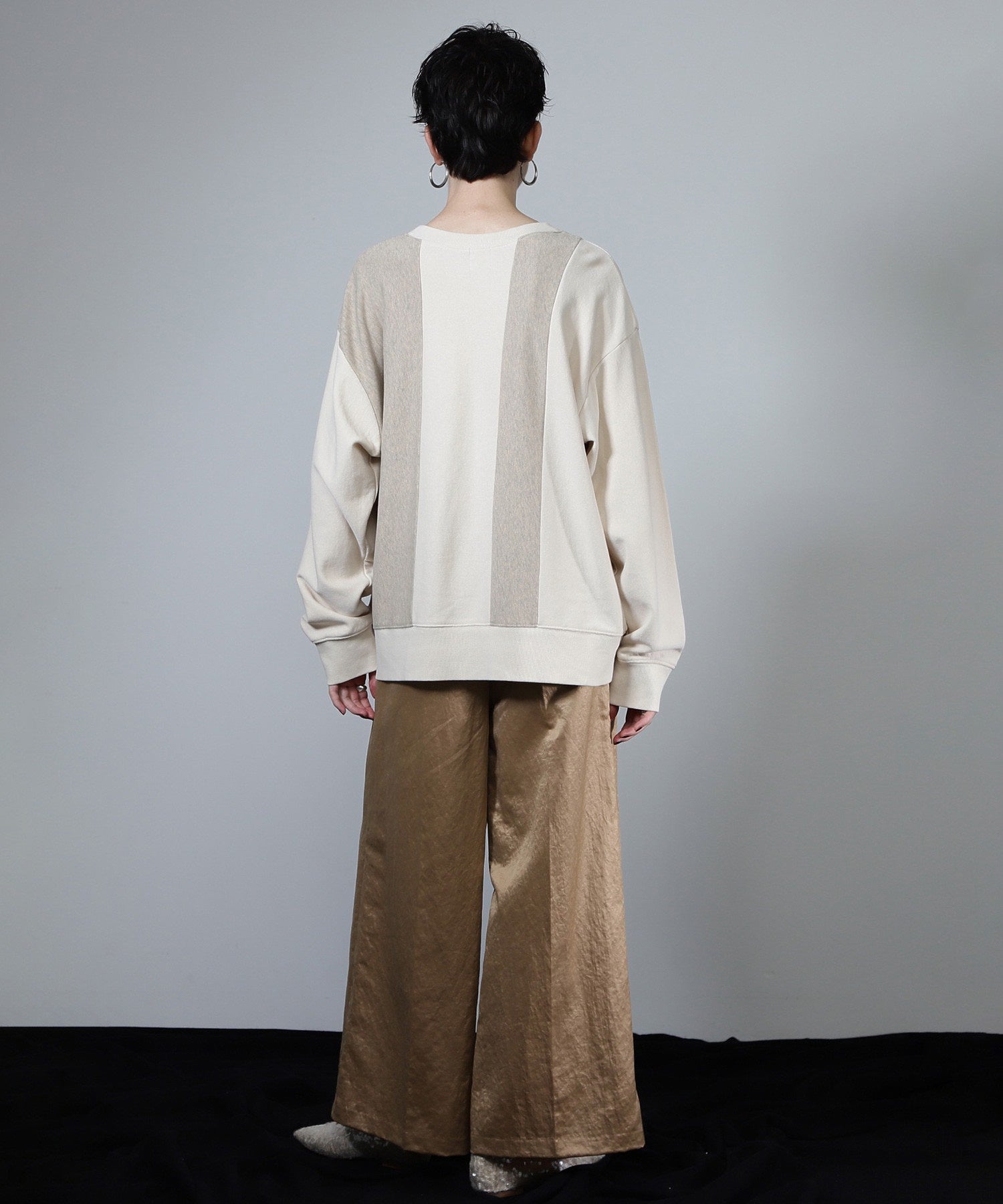 ヴィンテージロゴリメイクライクトップス