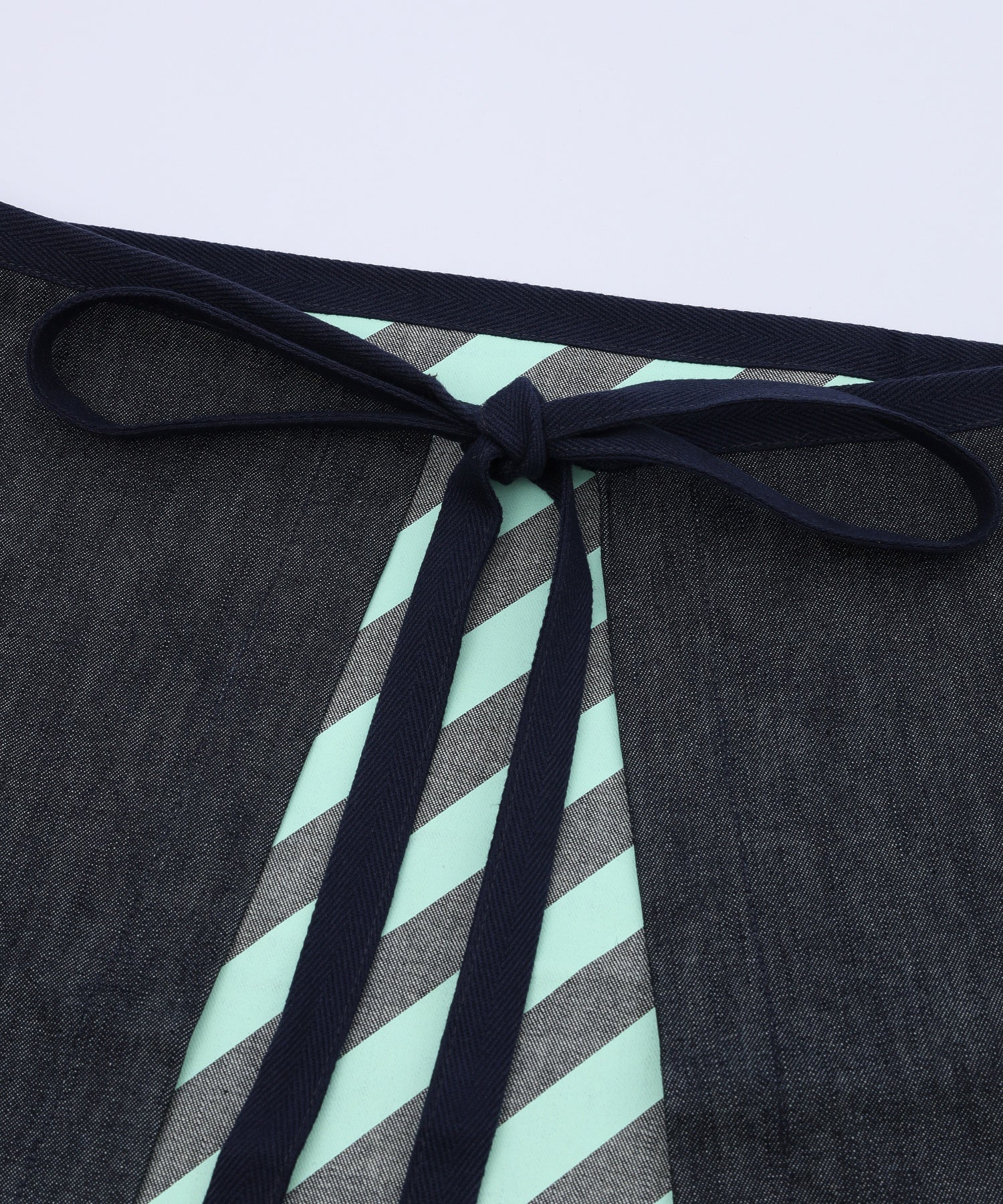 SB Half Apron