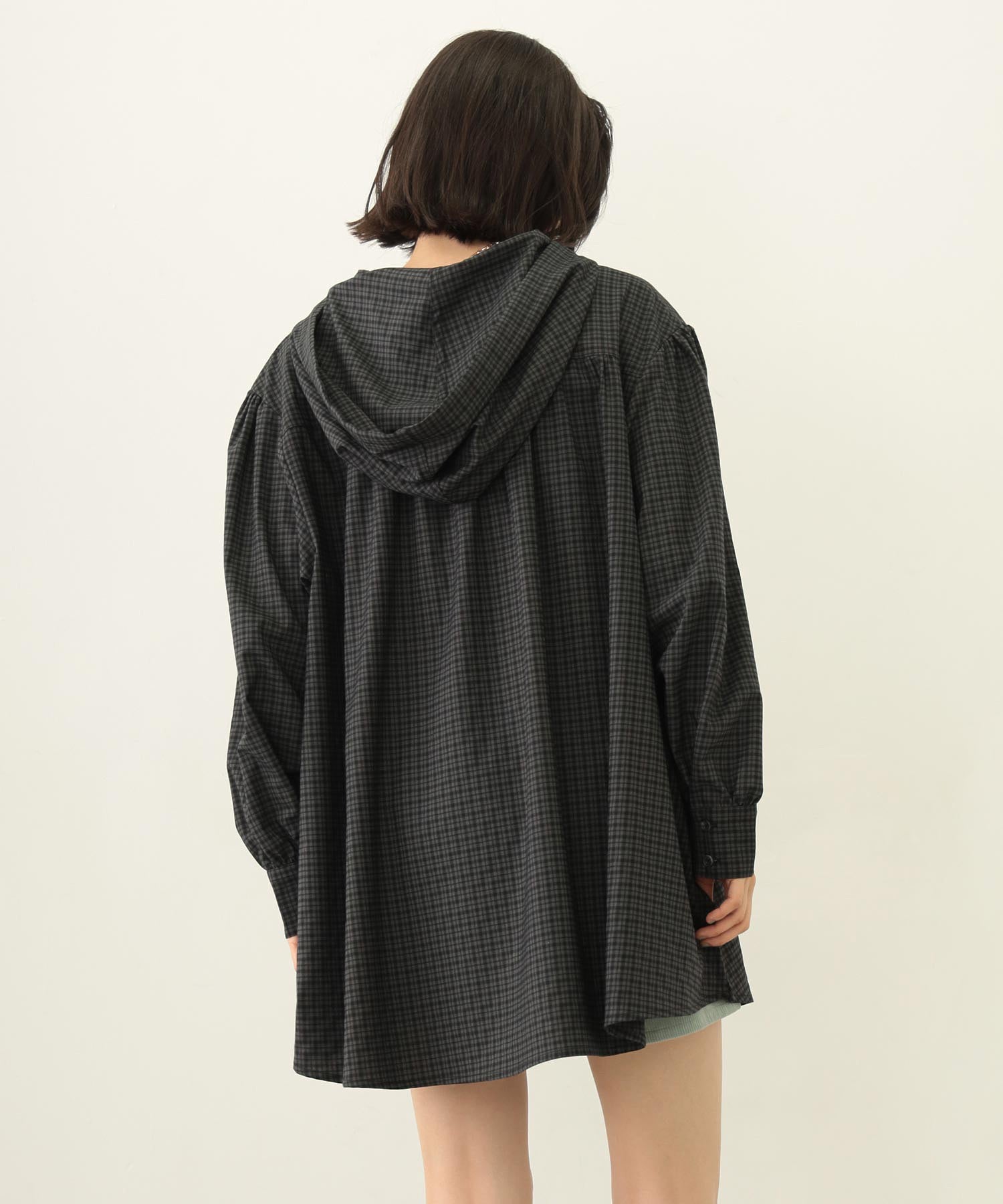 VOLUME SLEEVE HOODED BLOUSE