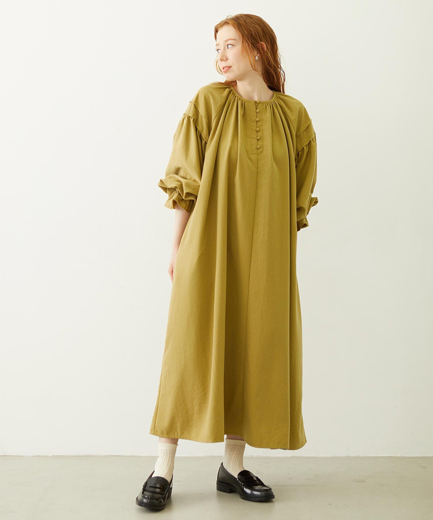 PUFF SLEEVE DRESS