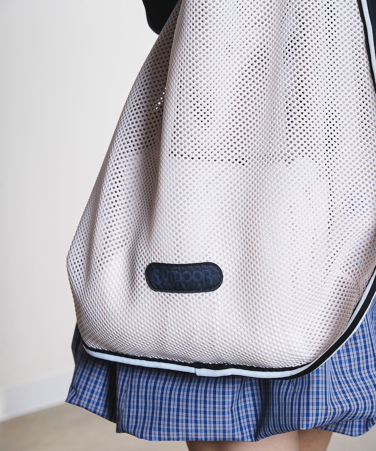 OUTDOOR/TAPE MESH TOTE