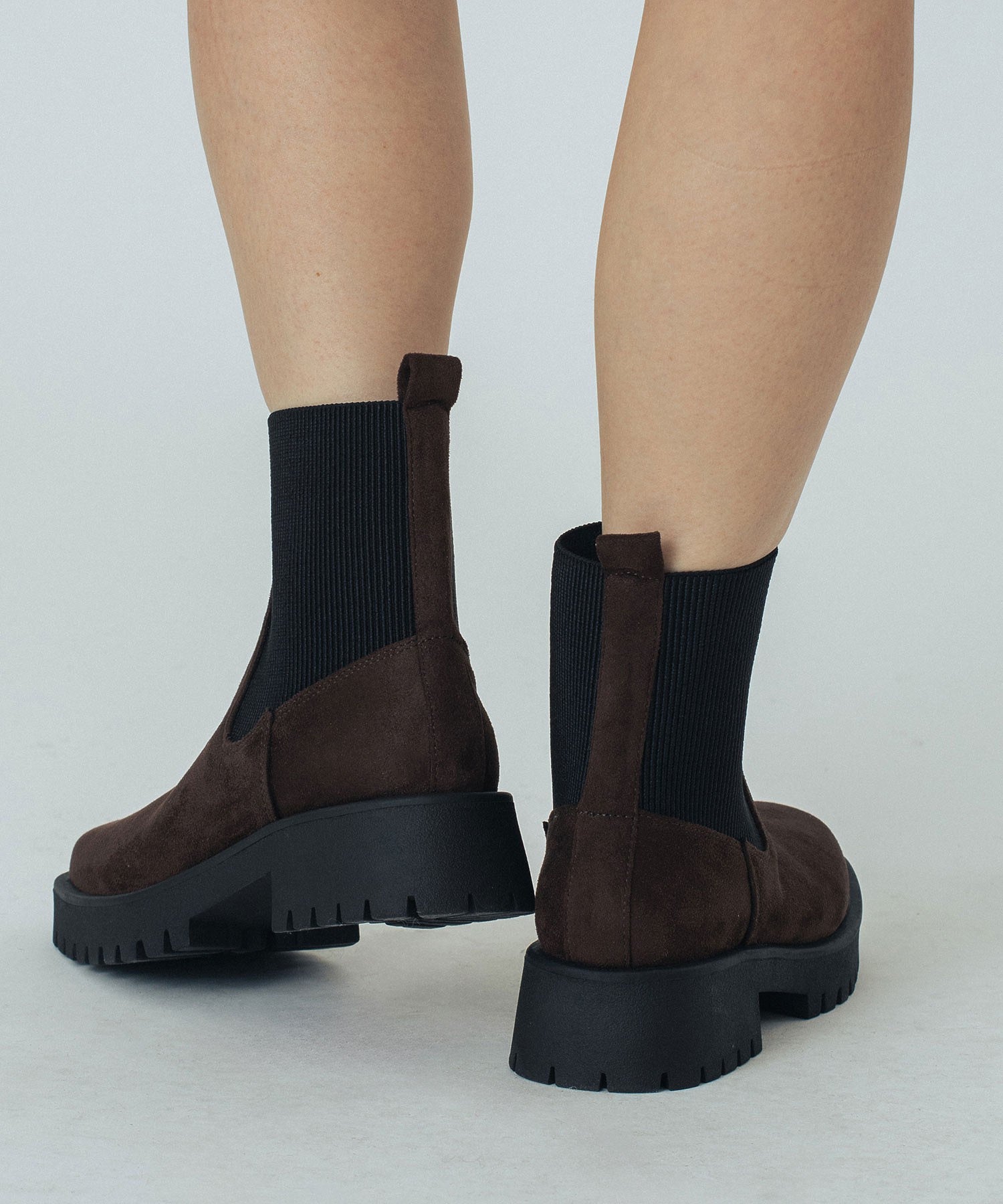 STRETCH CHELSEA BOOTS