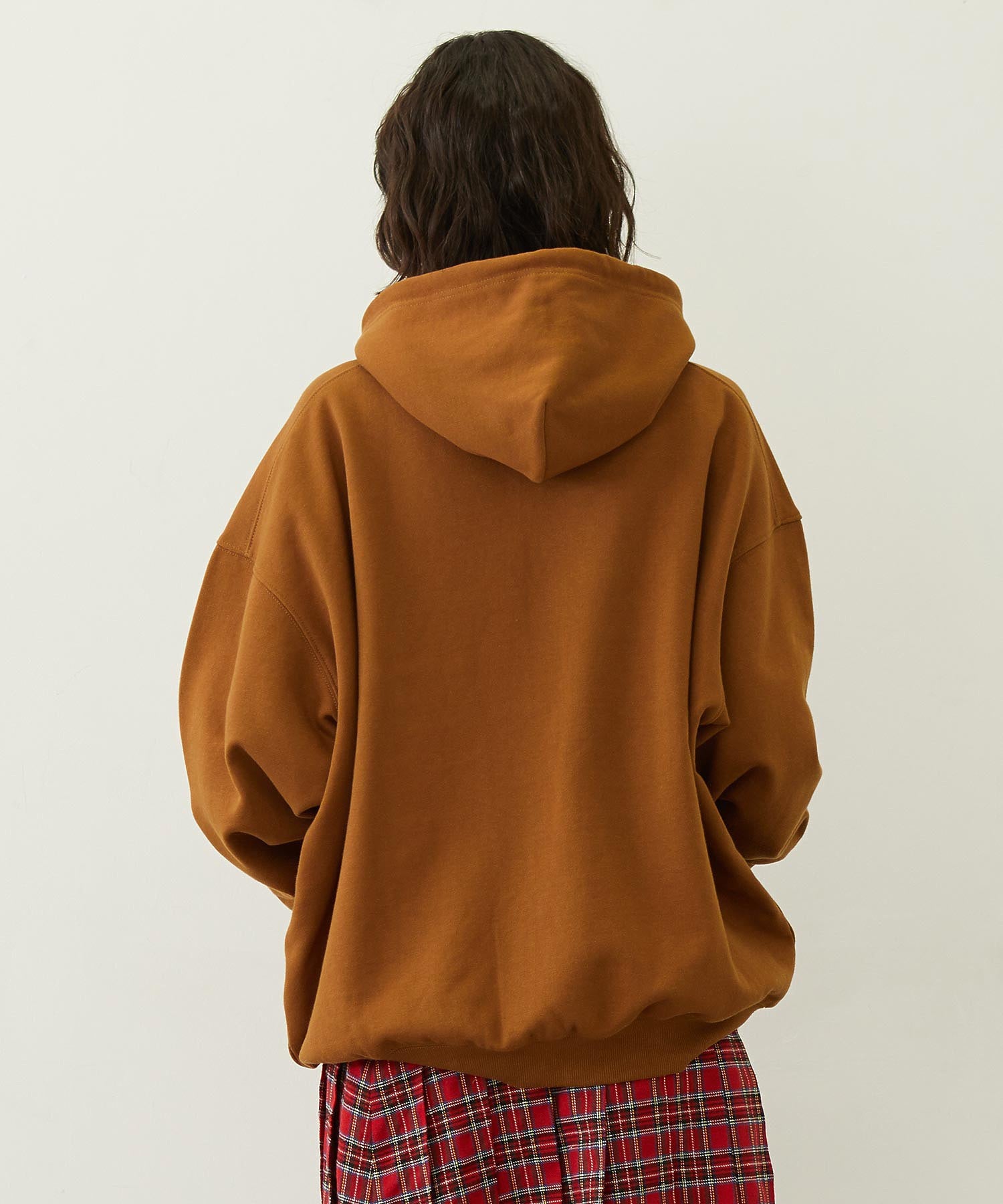 RETRO LOGO FELT PATCH SWEAT HOODIE