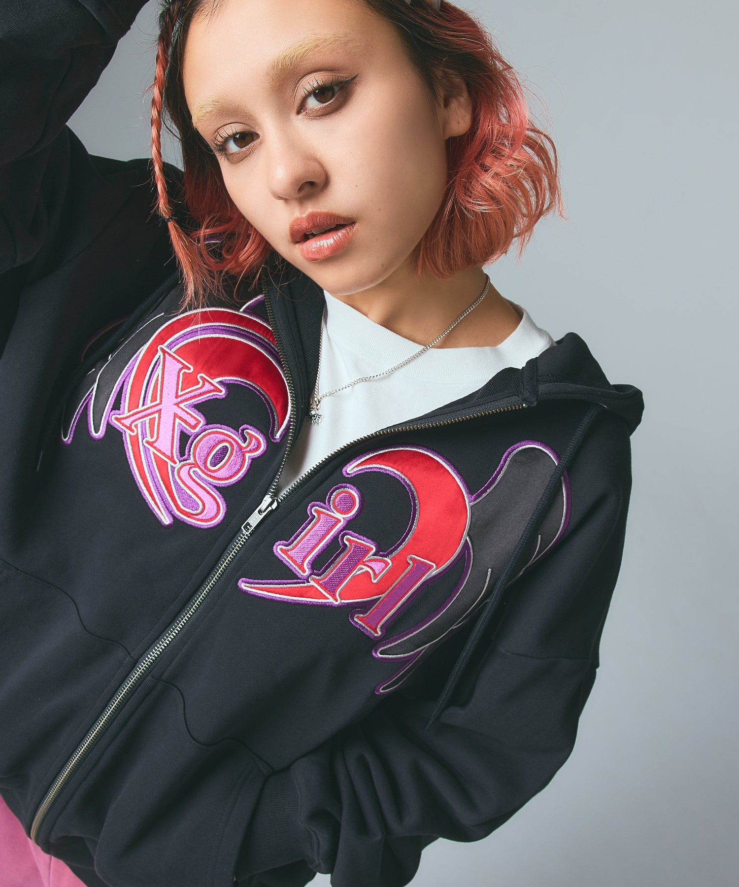 HEART AND WING ZIP UP SWEAT HOODIE