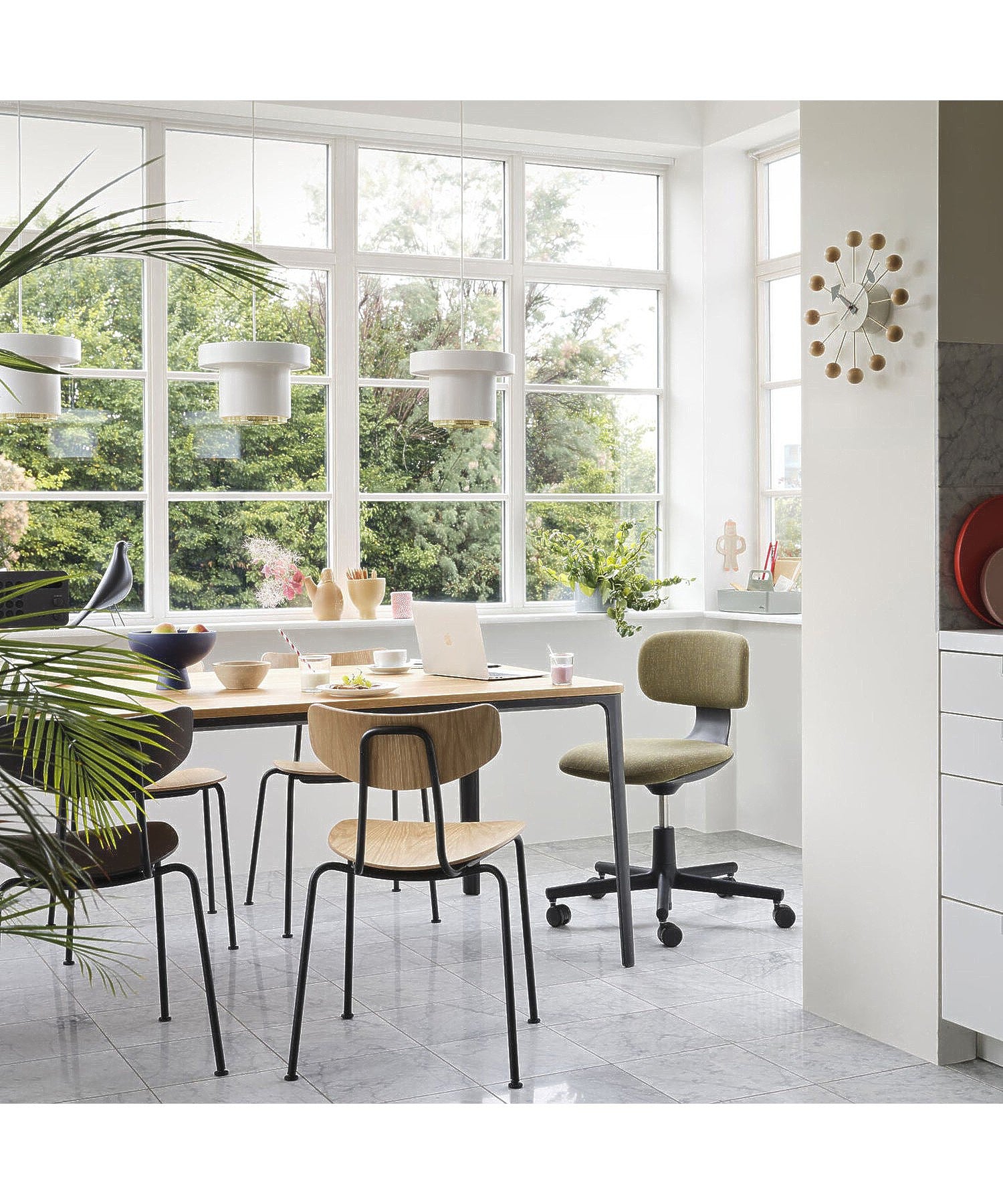 Vitra Ball Clock Braass Cherry