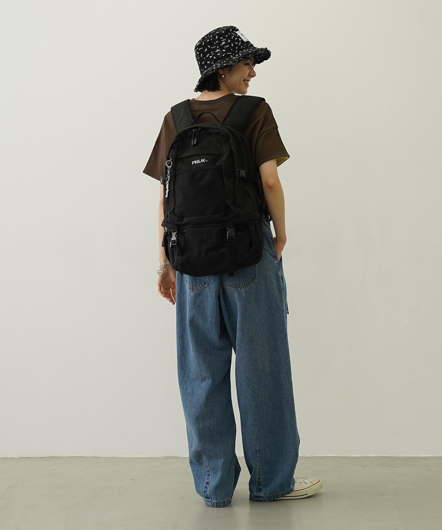 【定番】NEO EMBROIDERY BIG BACKPACK BAR MILKFED.