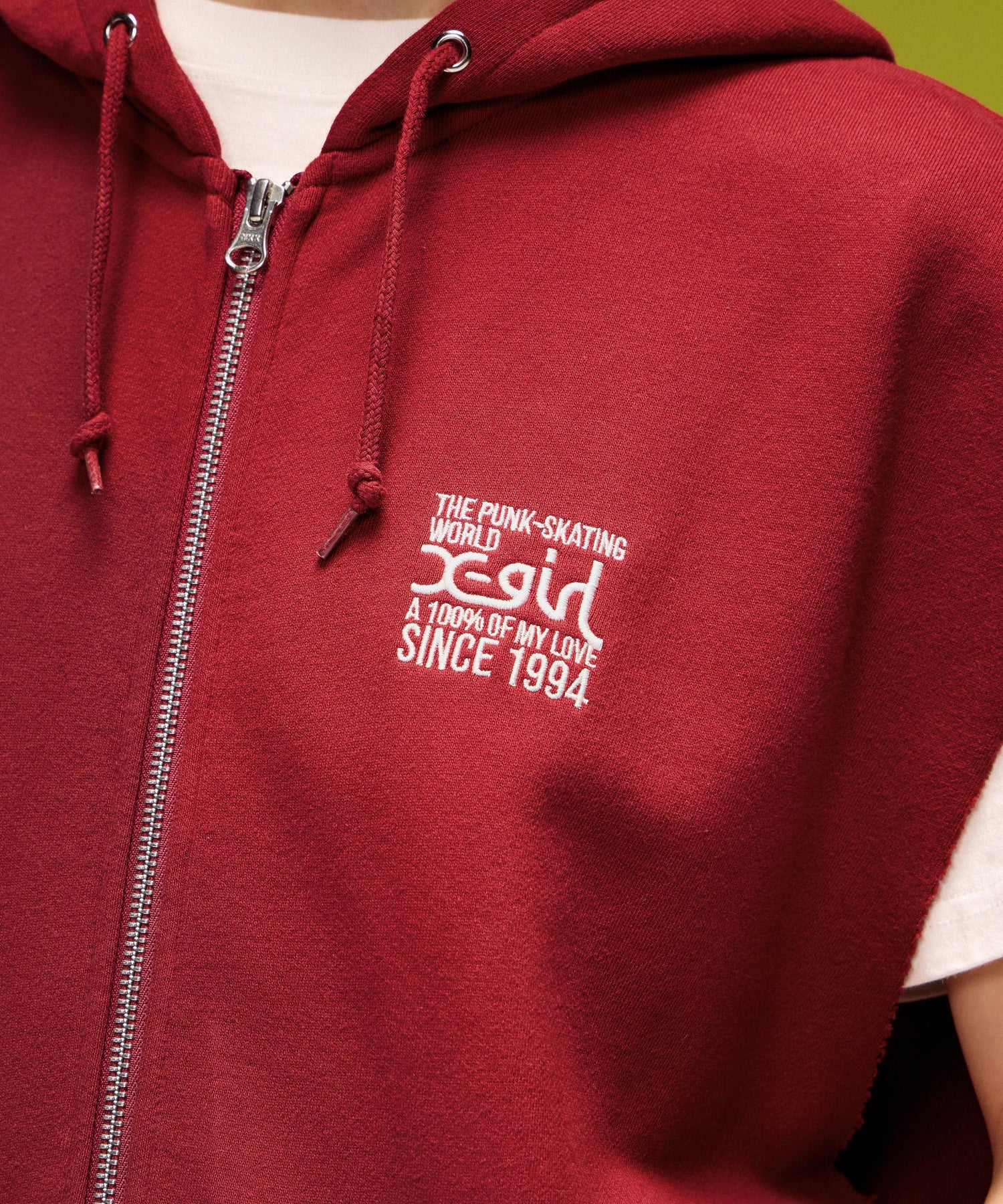 SIGNBOARD LOGO ZIP UP SWEAT VEST