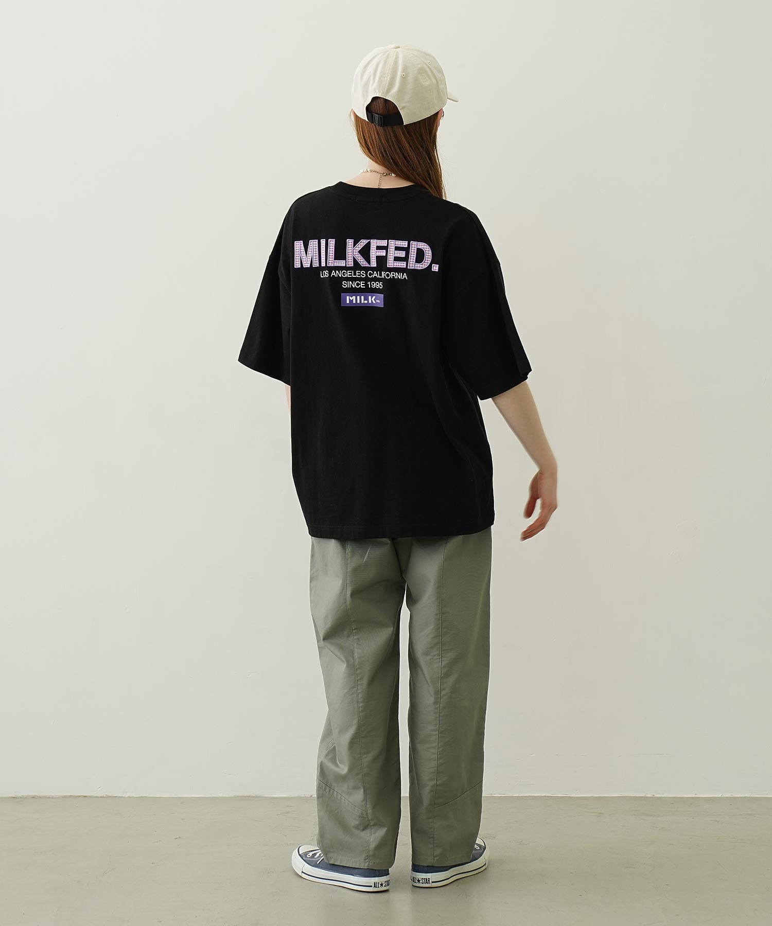 MILKFED. PLAID LOGO WIDE S/S TEE