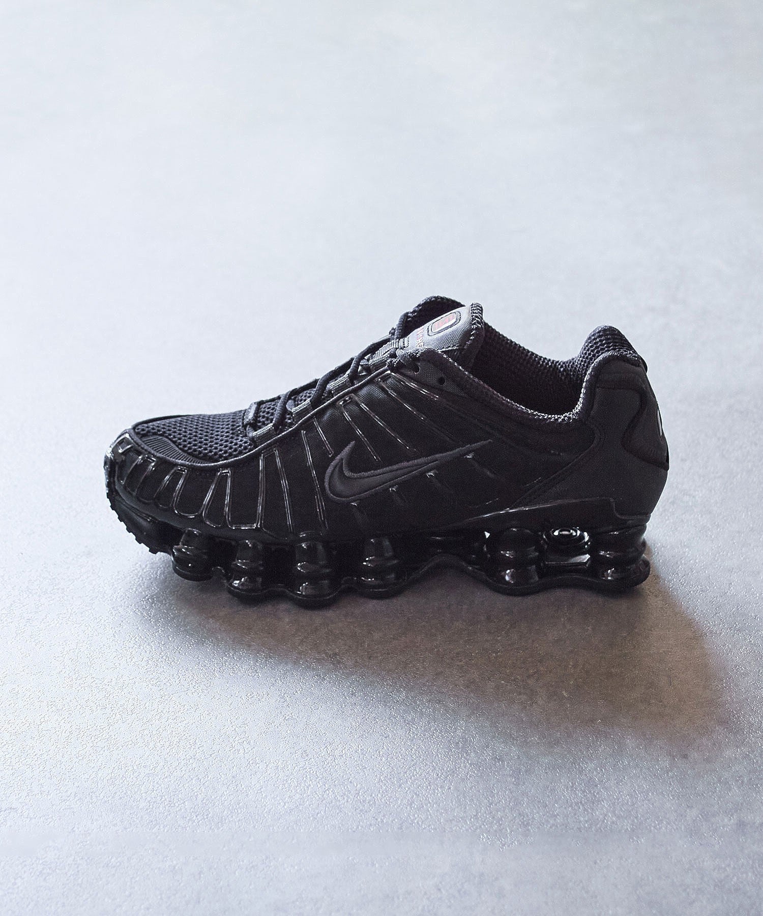 NIKE/SHOX TL