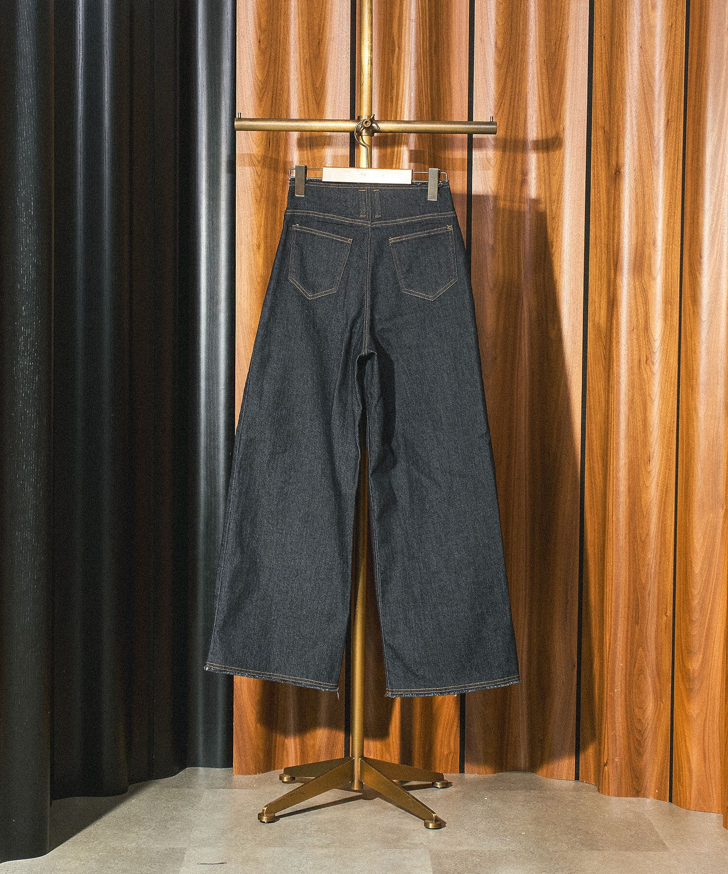 WIDE DENIM PANTS
