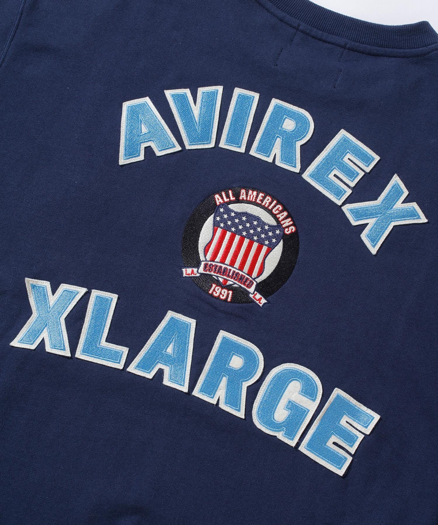 XLARGE × AVIREX CREWNECK SWEAT