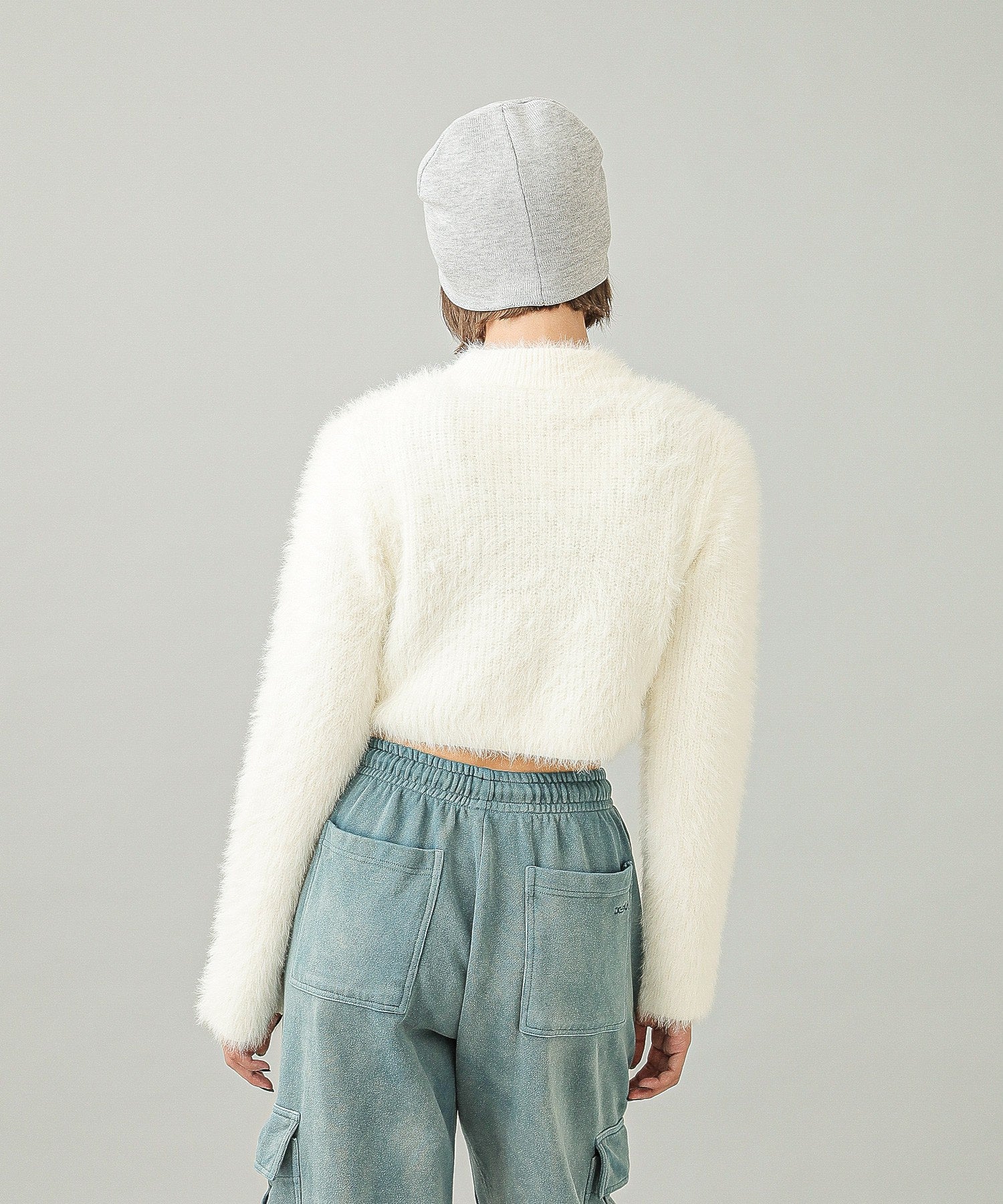 HIGH NECK COMPACT KNIT TOP