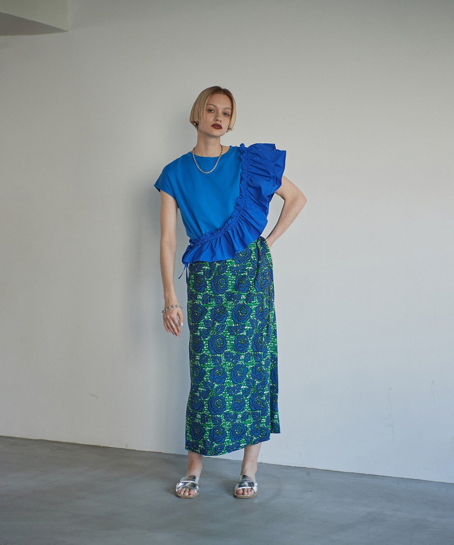 2WAYフリルドッキングカットソー