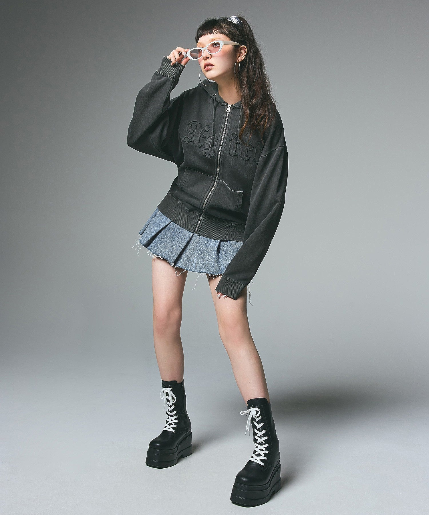 BOX PLEAT DENIM MINI SKIRT
