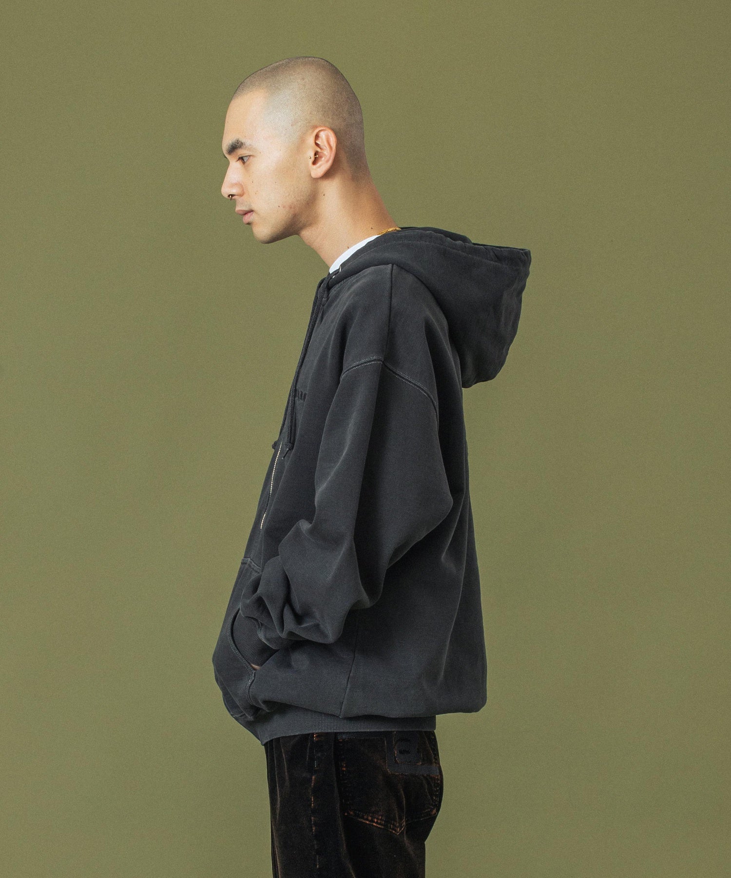パーカー・フーディ XLARGE PIGMENT DYED EMBOSS LOGO ZIP HOODED SWEAT PIGMENT DYED EMBOSS LOGO ZIP HOODED SWEAT – calif（カリフ