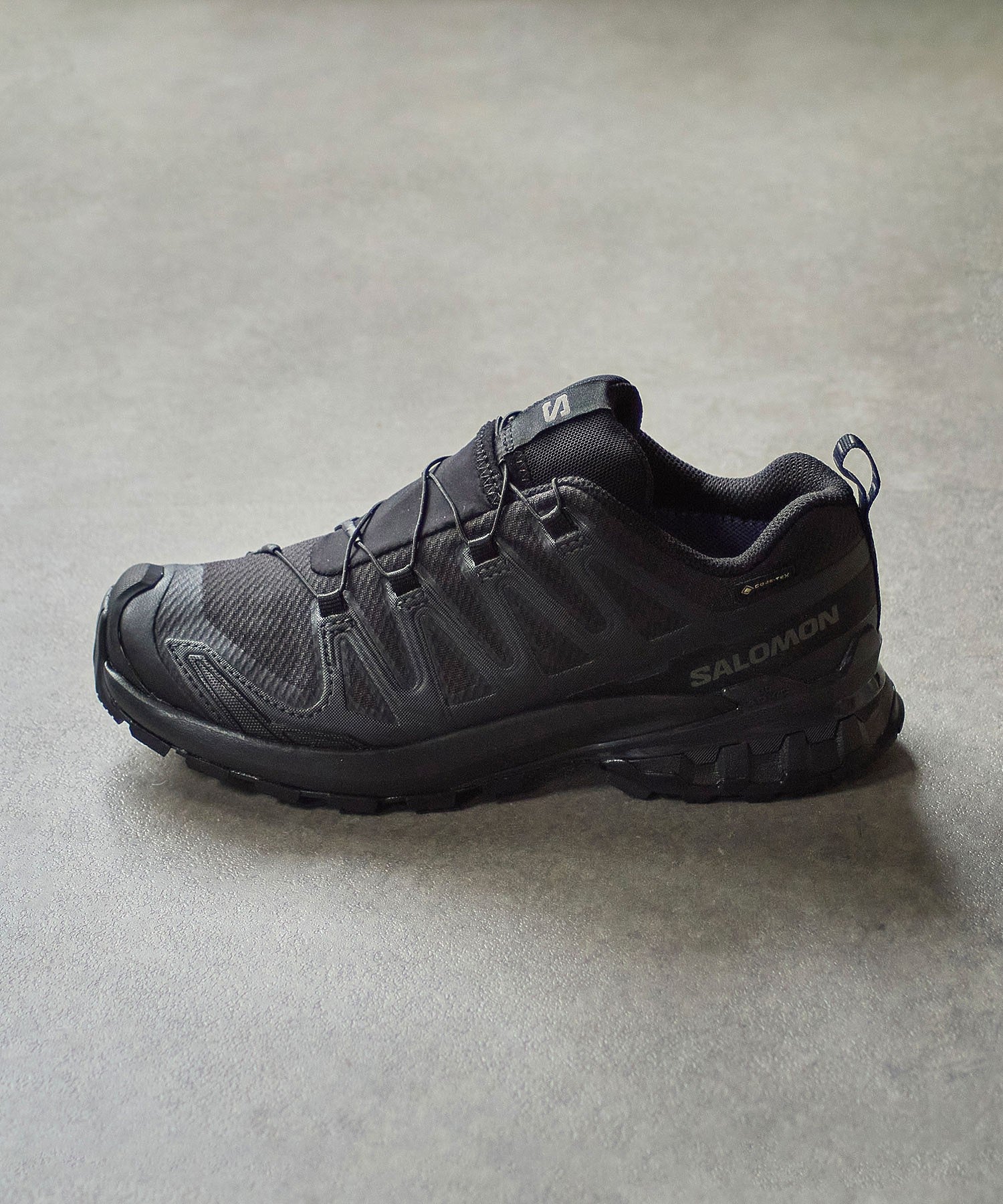 SALOMON/XA PRO 3D V9 GTX