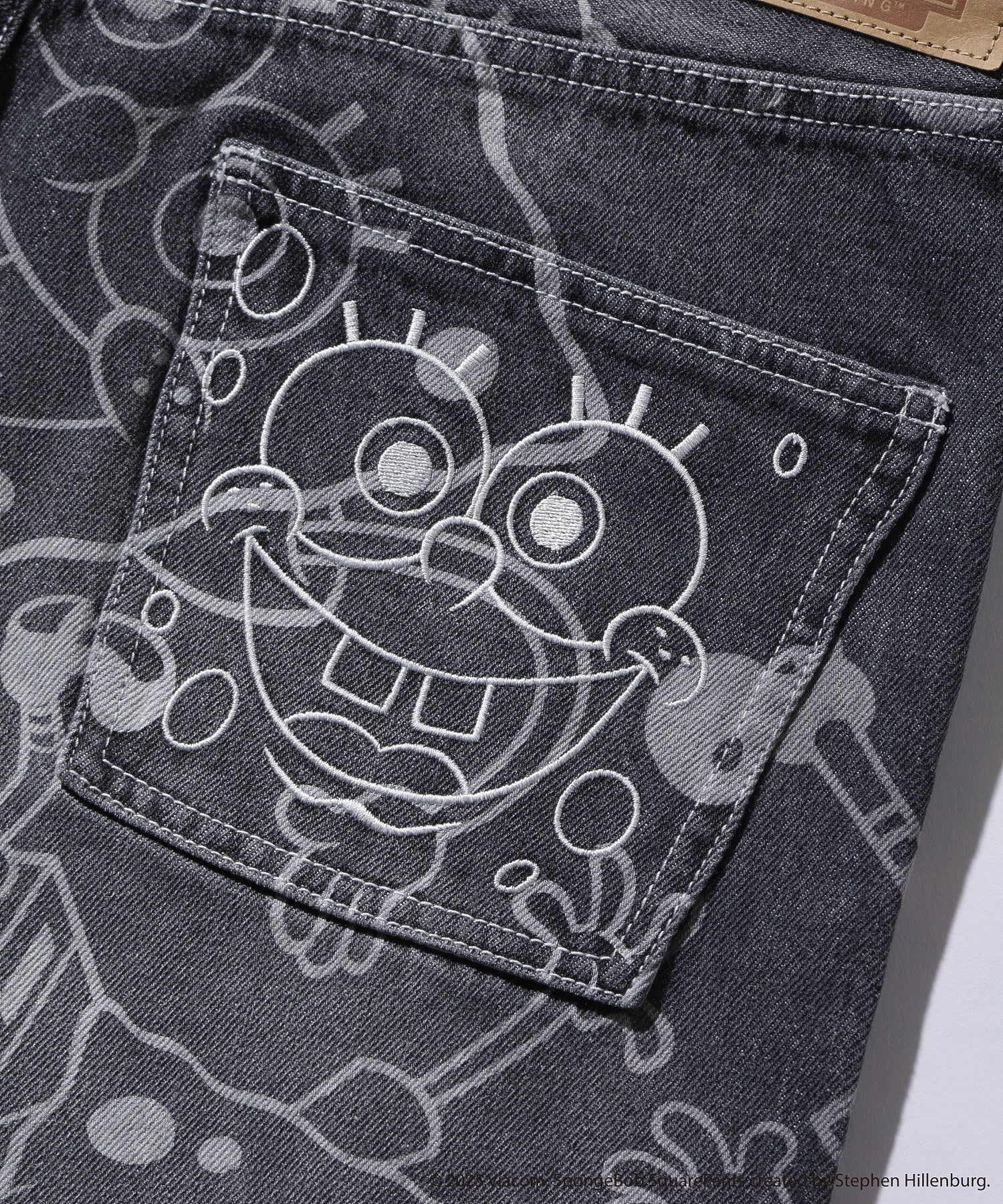 XLARGE×SpongeBob DENIM PANTS