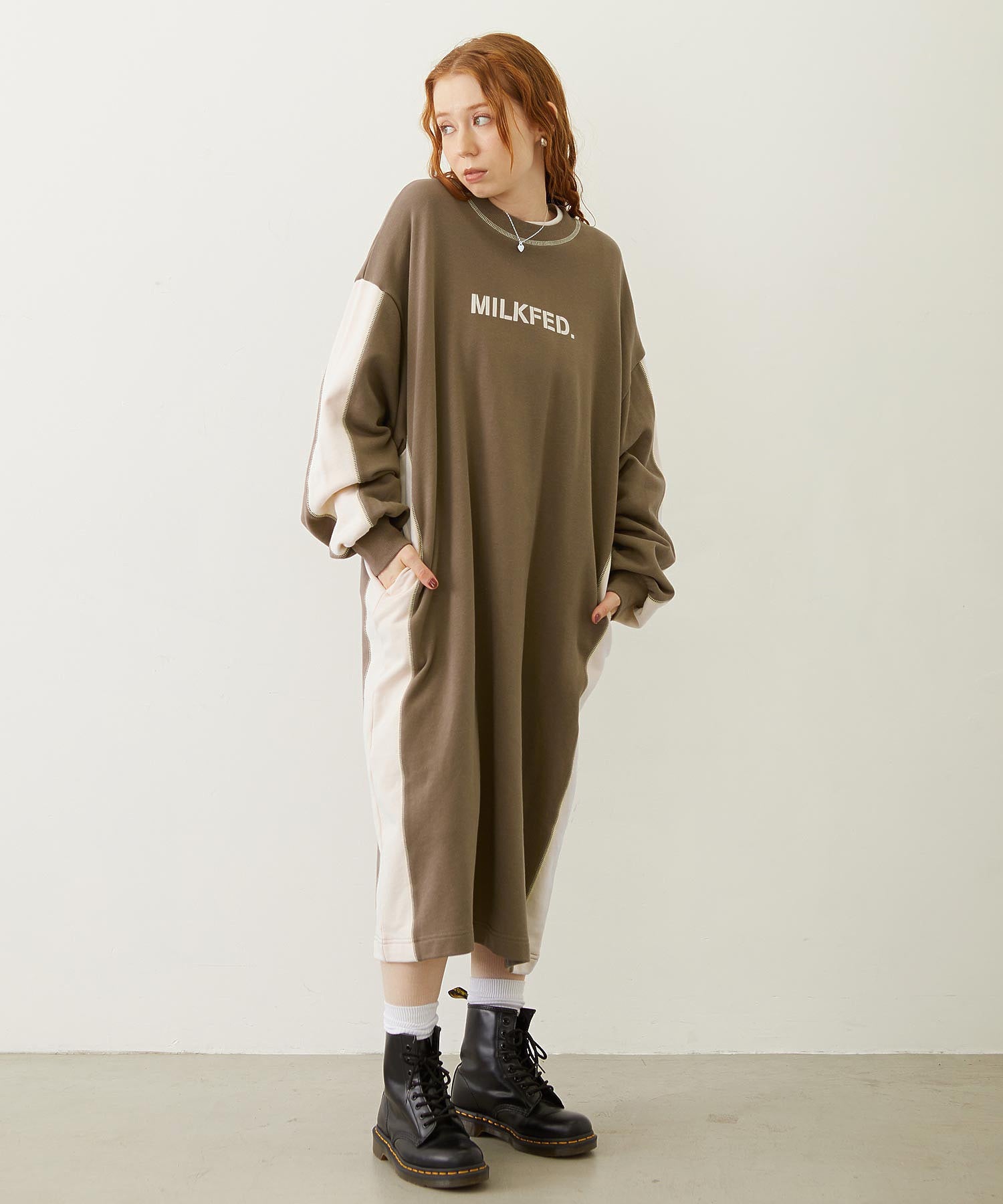 SIDE LINE SWEAT DRESS